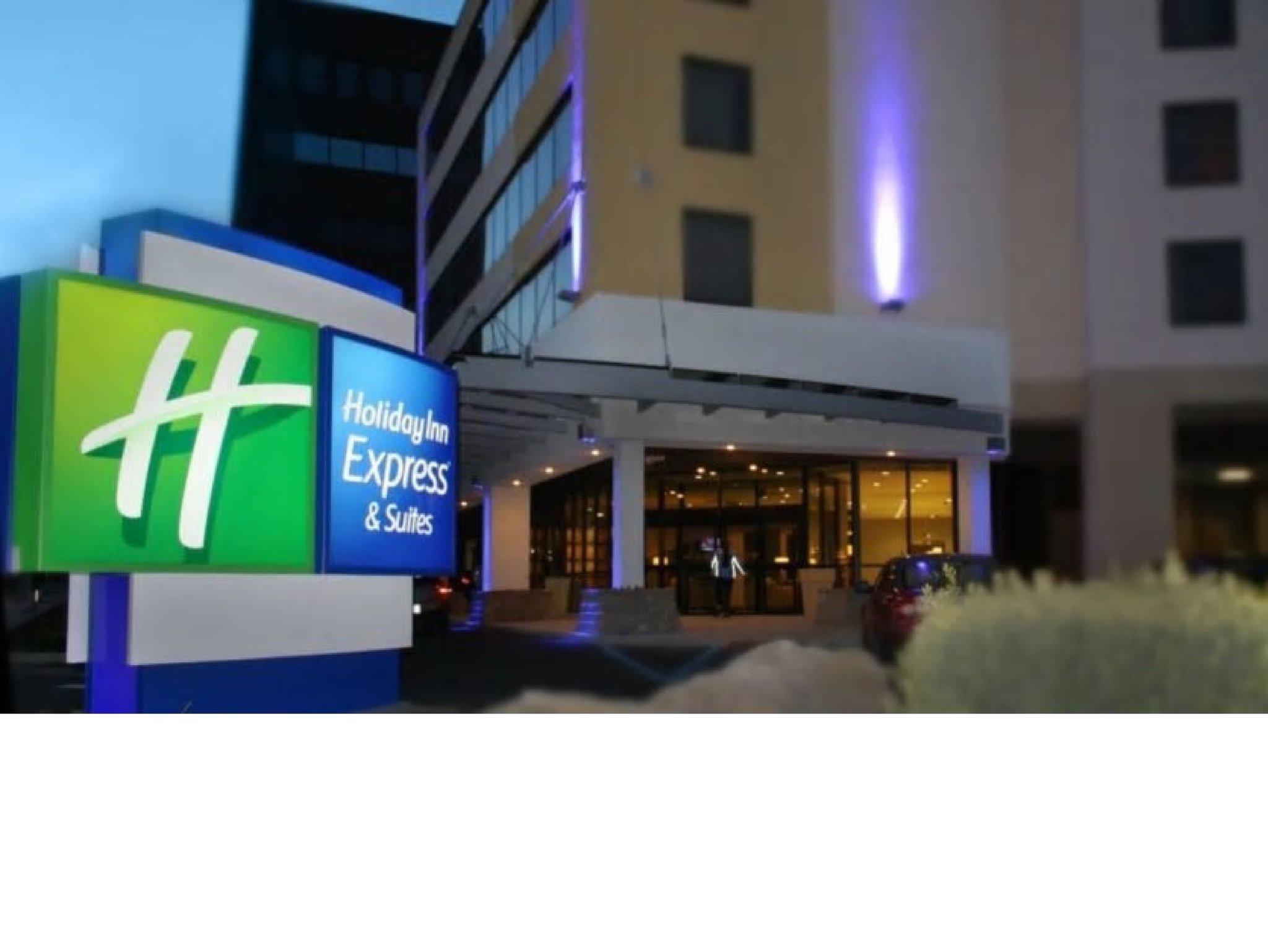 Holiday Inn Express & Suites Stamford Photo