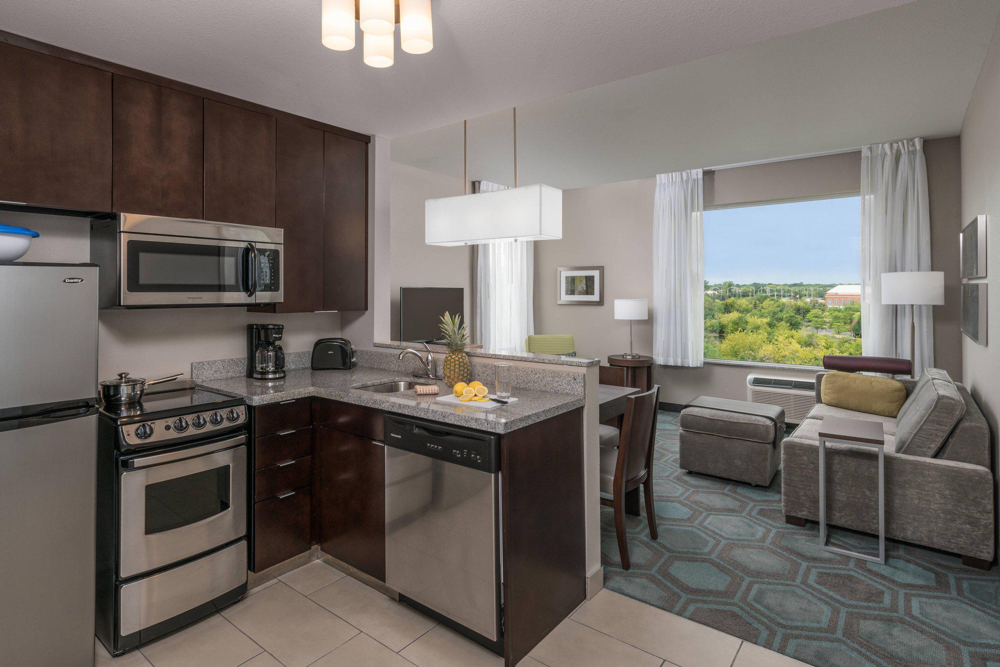 TownePlace Suites by Marriott Chicago Schaumburg Photo