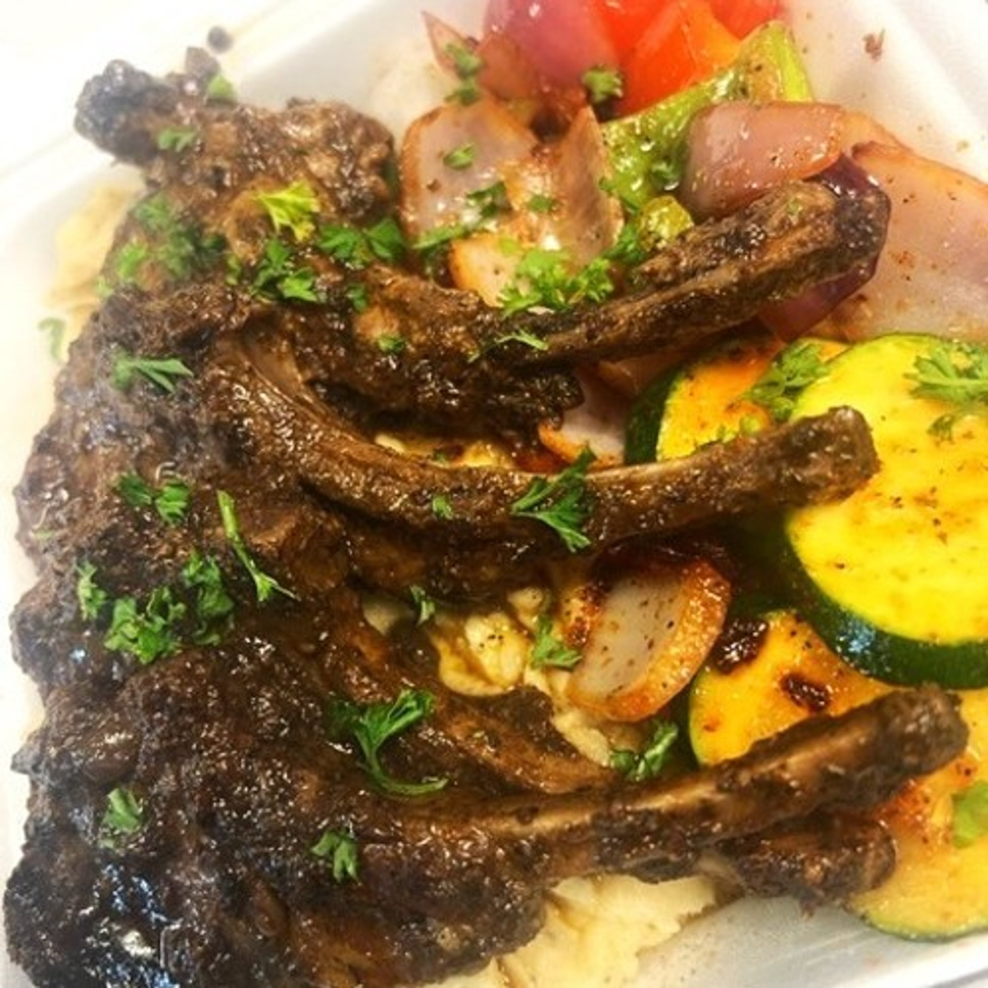 Lamb Chops w/ Mashed Potatoes & Mixed Veggies