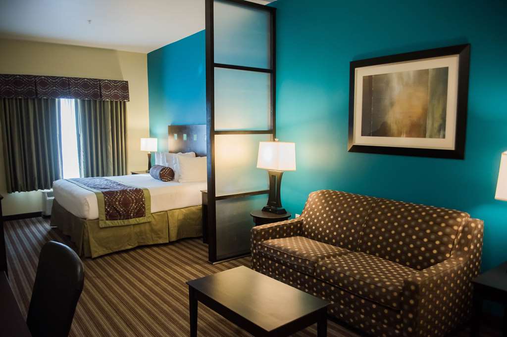 Best Western Plus DeSoto Inn & Suites Image