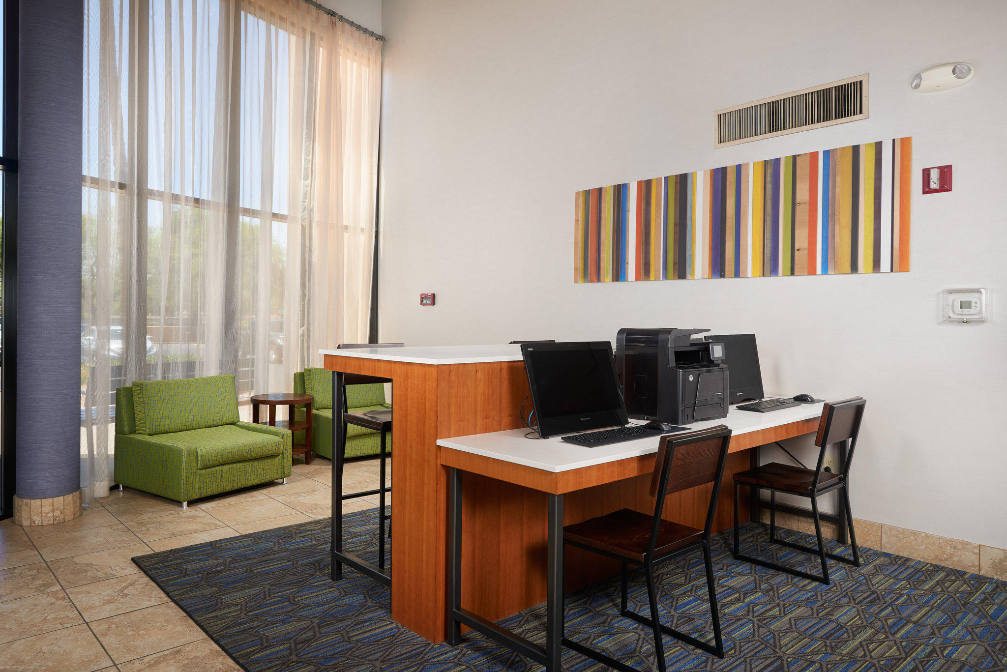 Holiday Inn Express Scottsdale North Photo