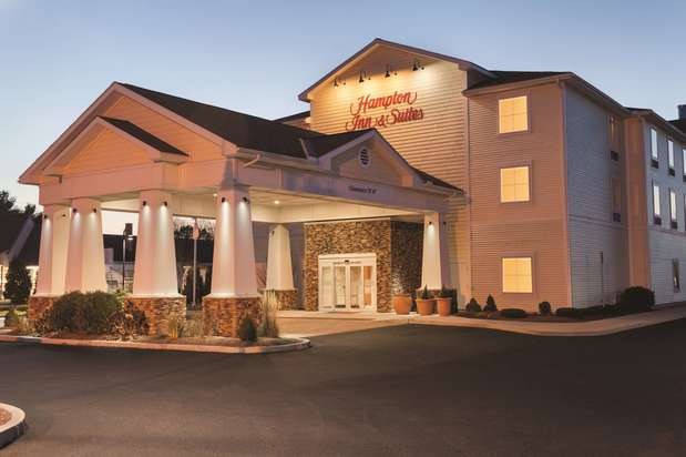 Images Hampton Inn & Suites Mystic