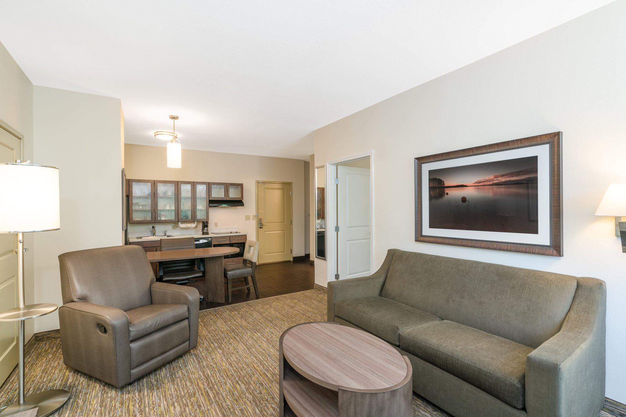 Candlewood Suites Auburn Photo