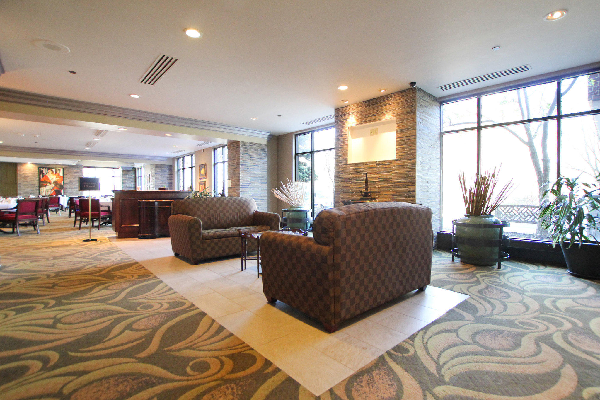 Holiday Inn Minneapolis Airport SE - Eagan Photo