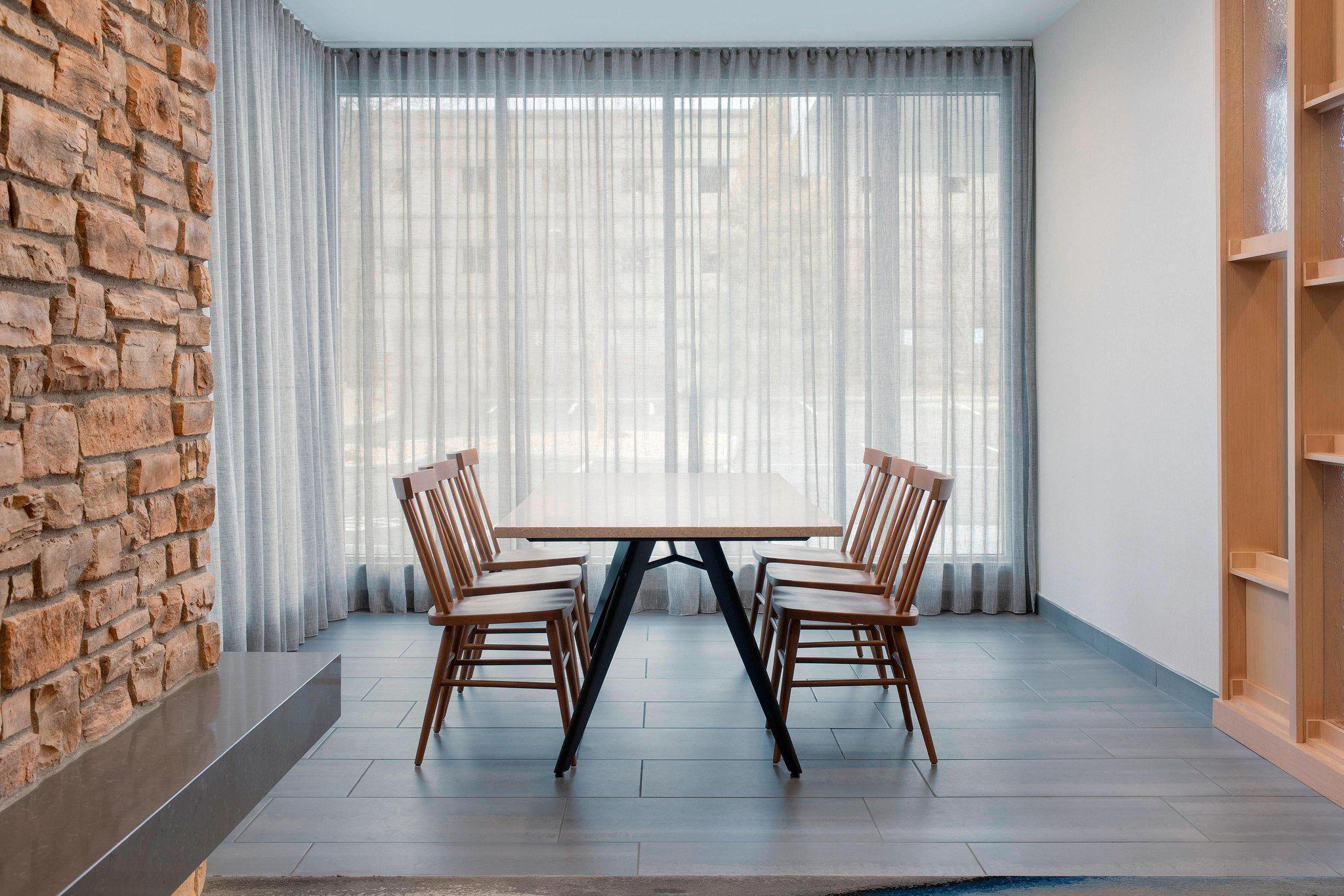 Fairfield Inn & Suites by Marriott Denver Tech Center North Photo