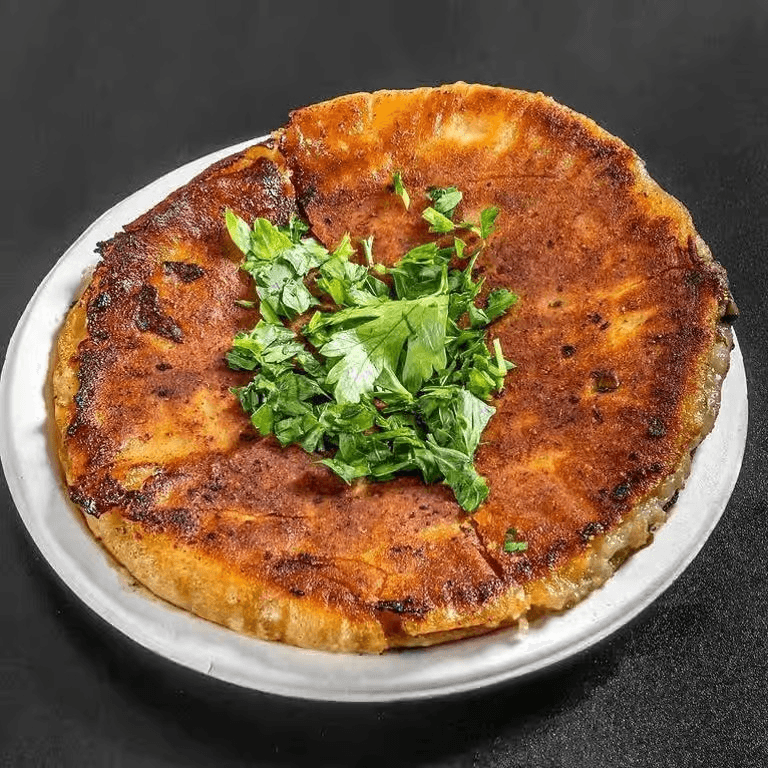 Hawashi with Cheese Sandwich - رغيف حواوشي بالجبن