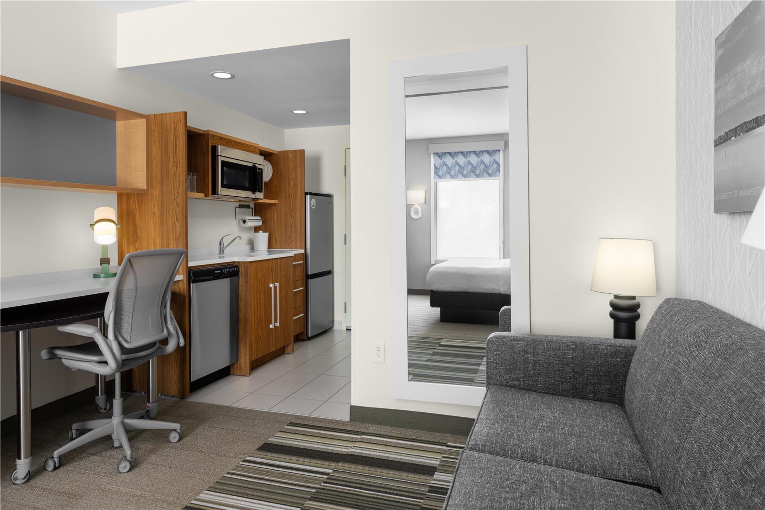 Home2 Suites by Hilton Minneapolis-Eden Prairie Image