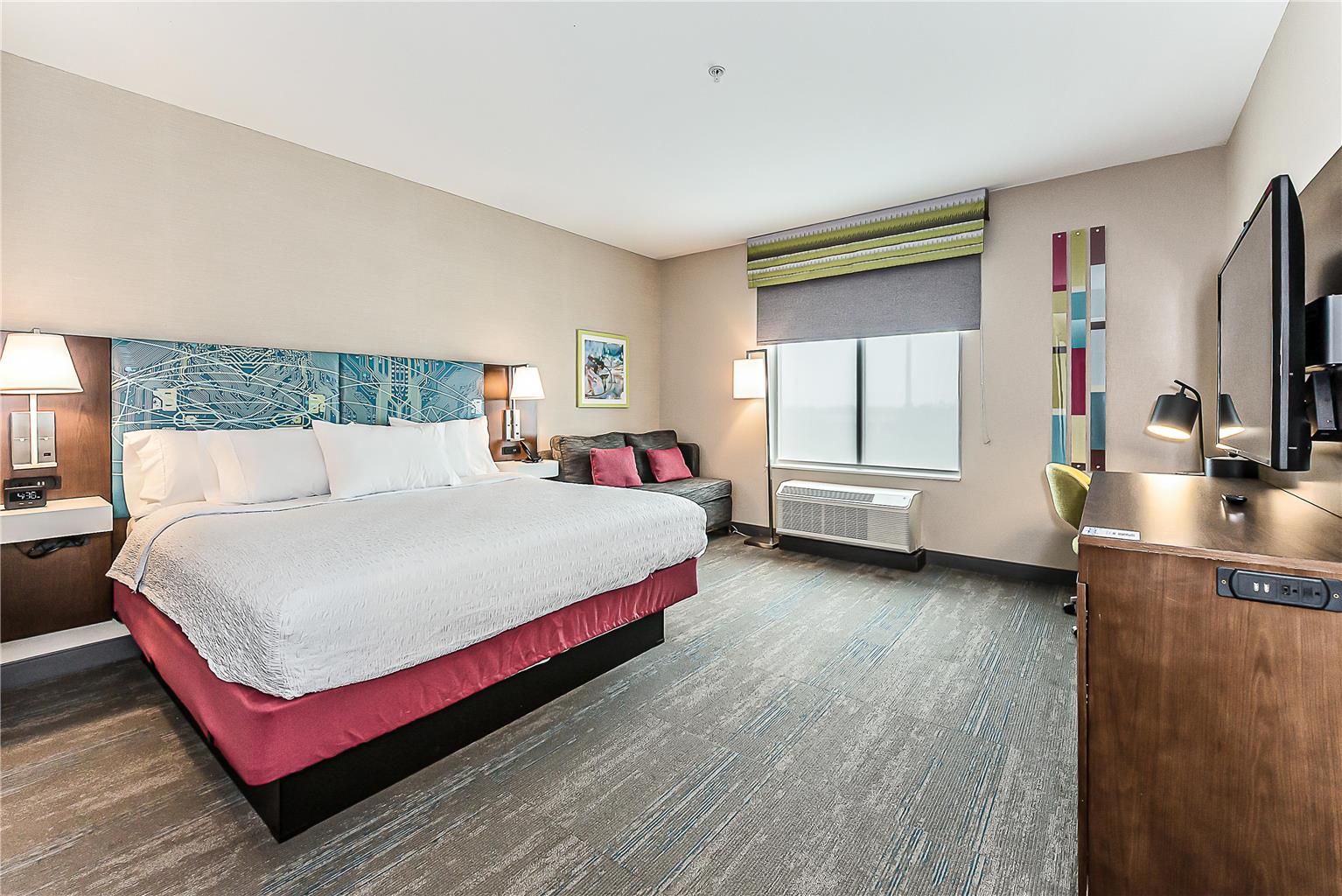 Hampton Inn & Suites Howell Image