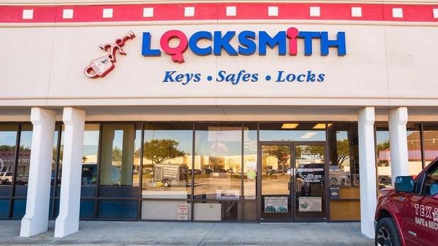 Images A2Z Houston Locksmith