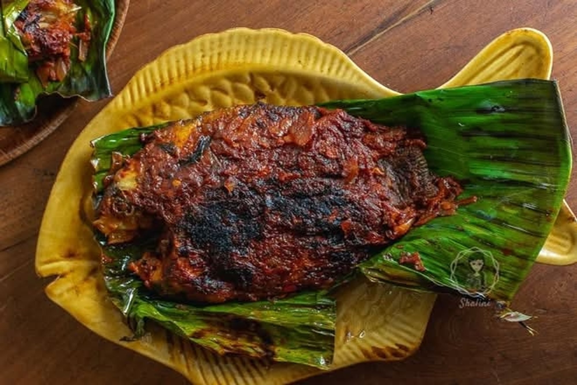 Meen Pollichathu (Fish in Banana Leaf) 🌶️