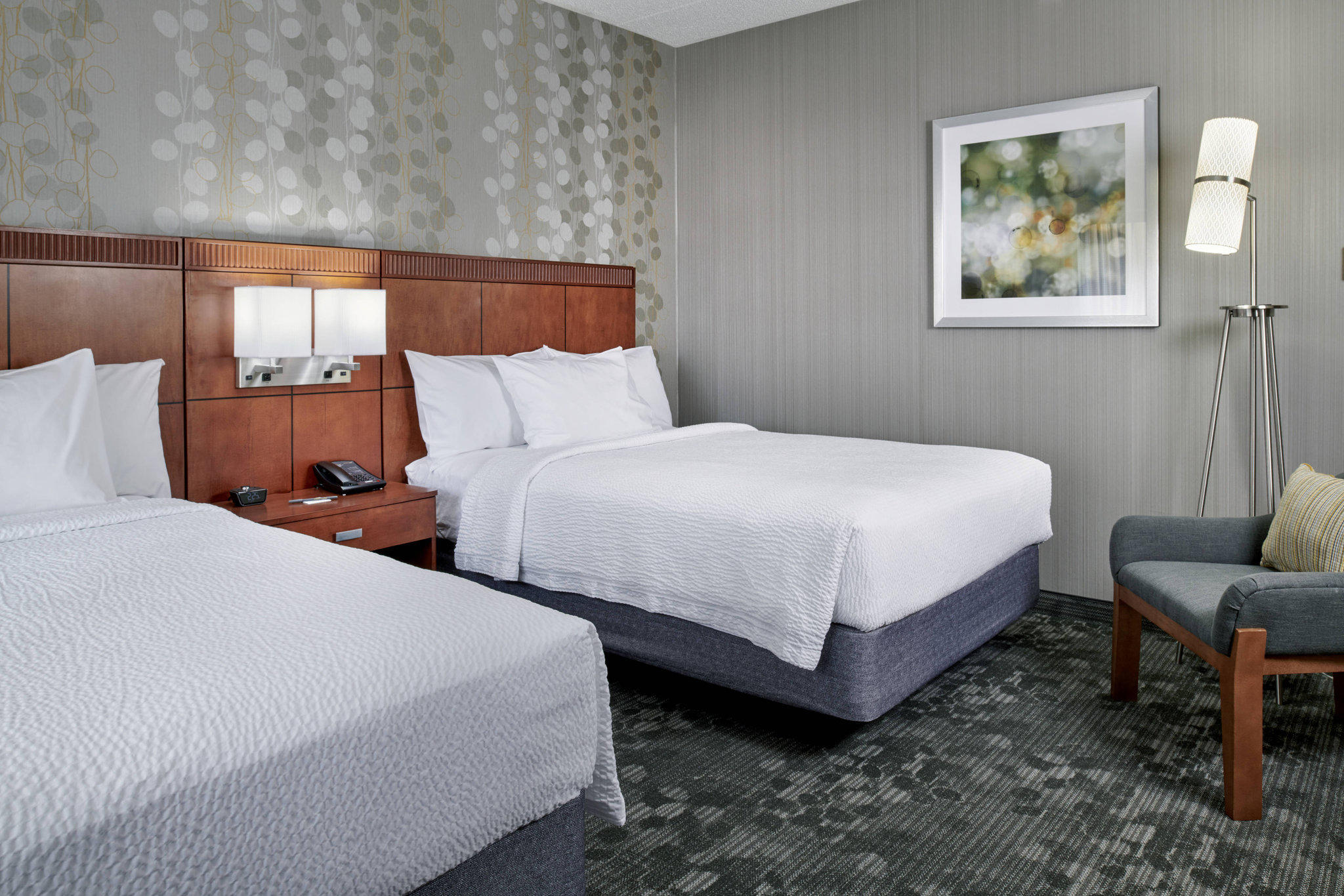 Courtyard by Marriott Chicago Oakbrook Terrace Photo