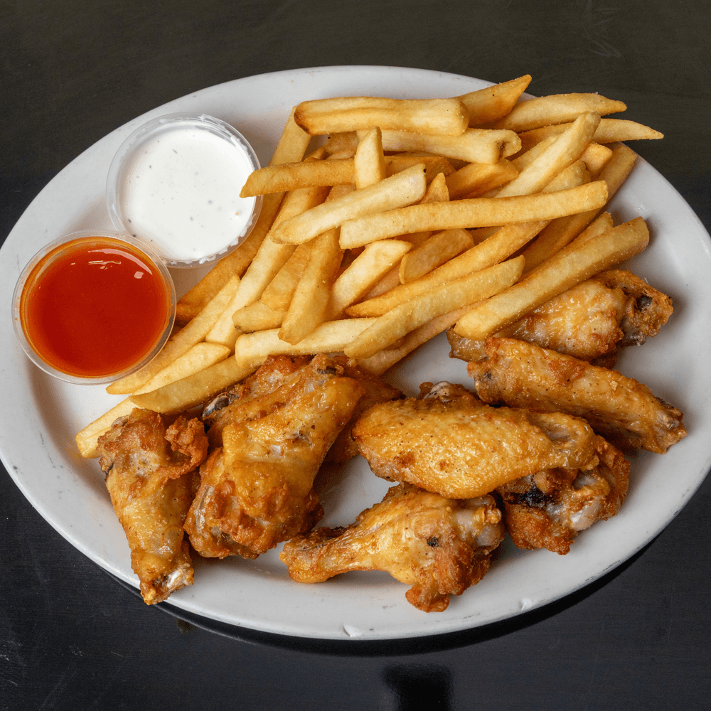 Chicken Wings/ w.fries