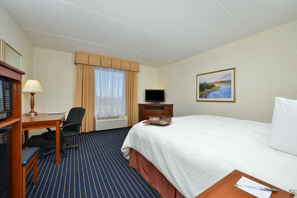 Hampton Inn Farmville Image