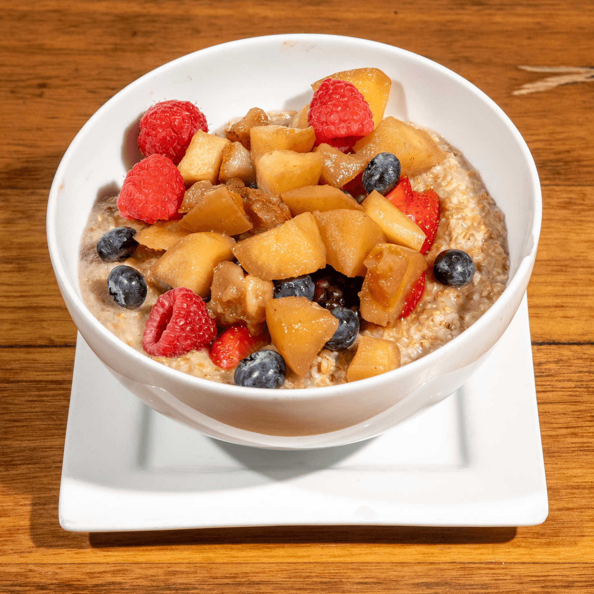 Traditional Oatmeal with Apples