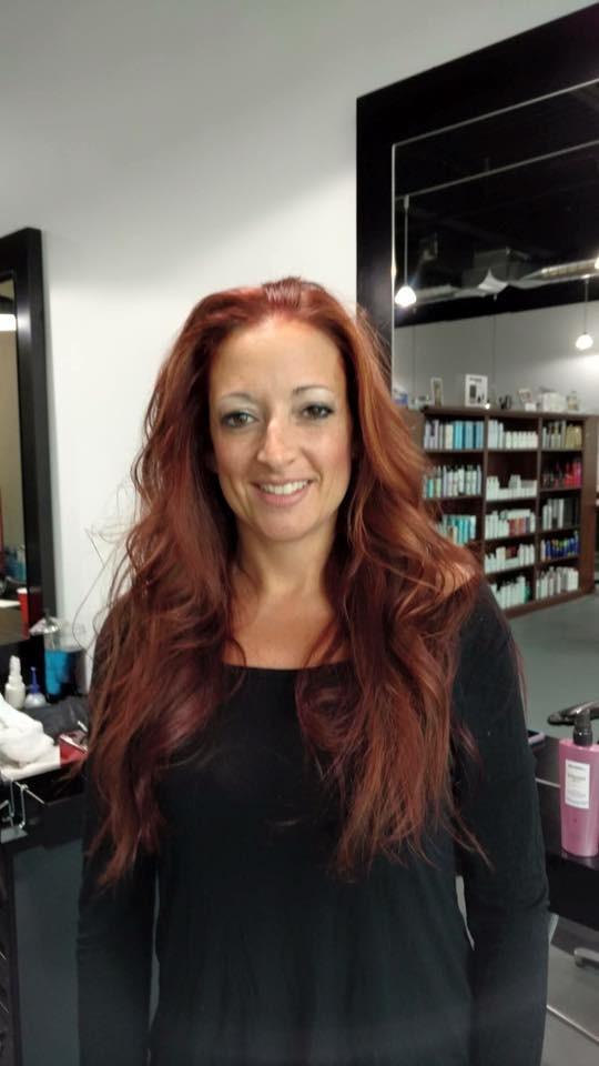 Robert James Salon Image