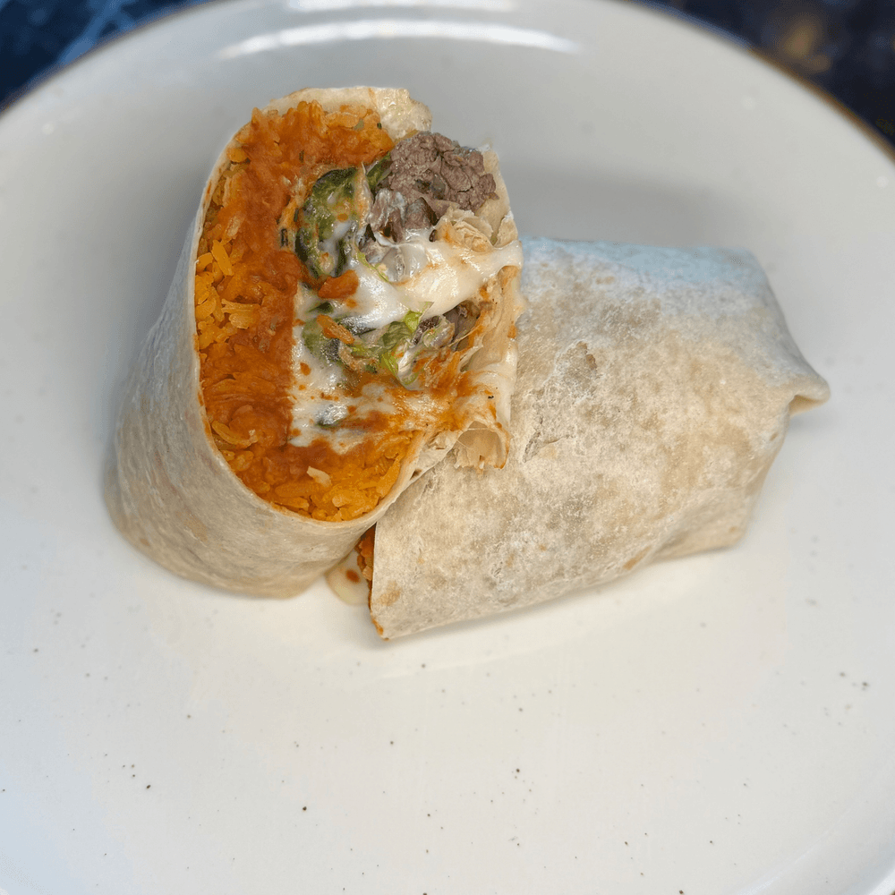 Chile relleno burrito de carne asada