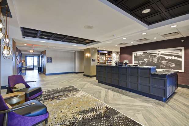 Images Hampton Inn & Suites Detroit/Warren