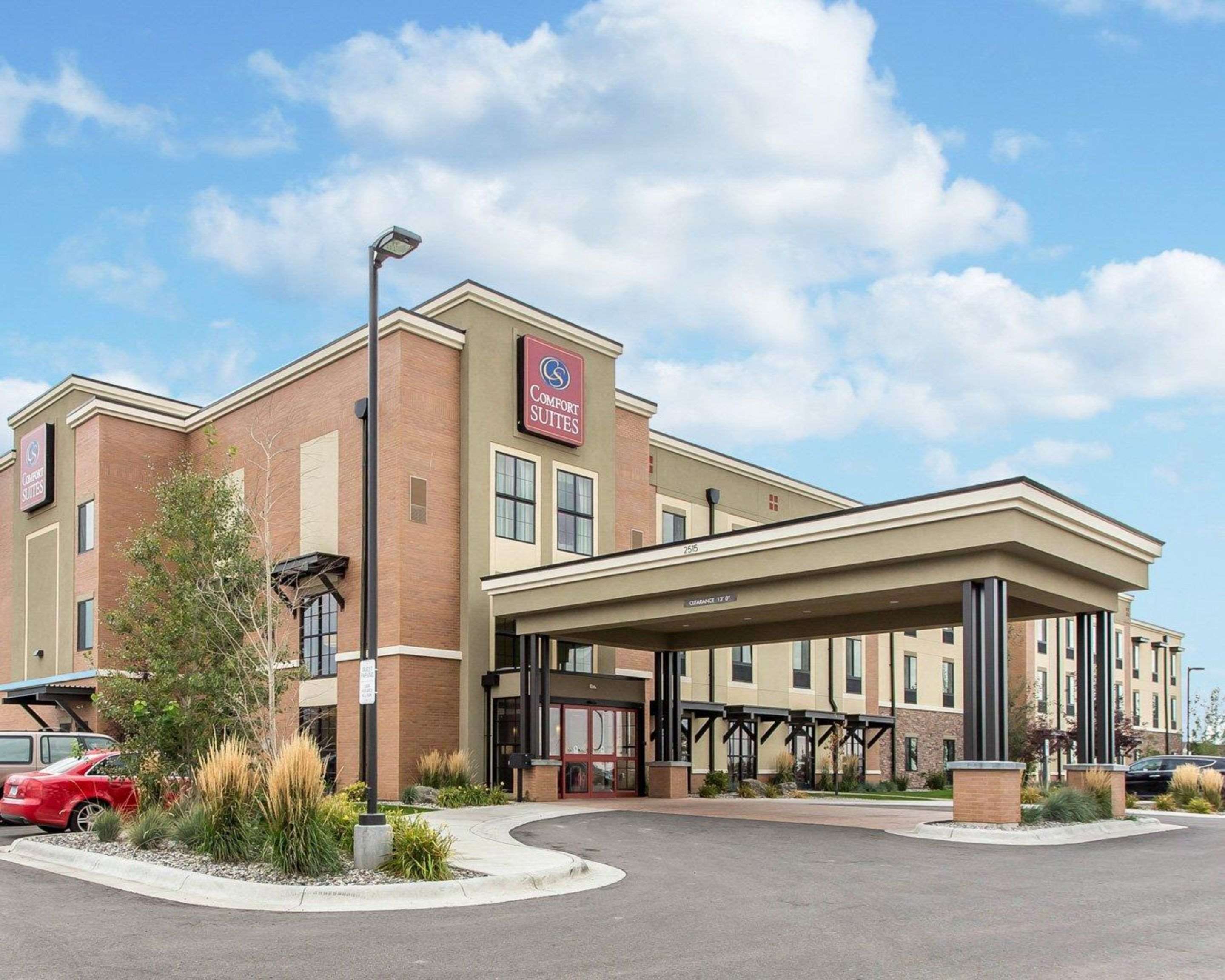 Comfort Suites Airport-University Photo