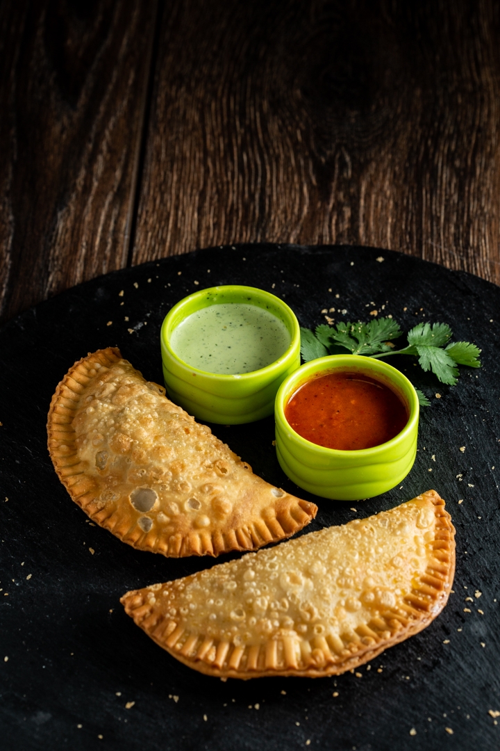 2 EMPANADAS FEAST