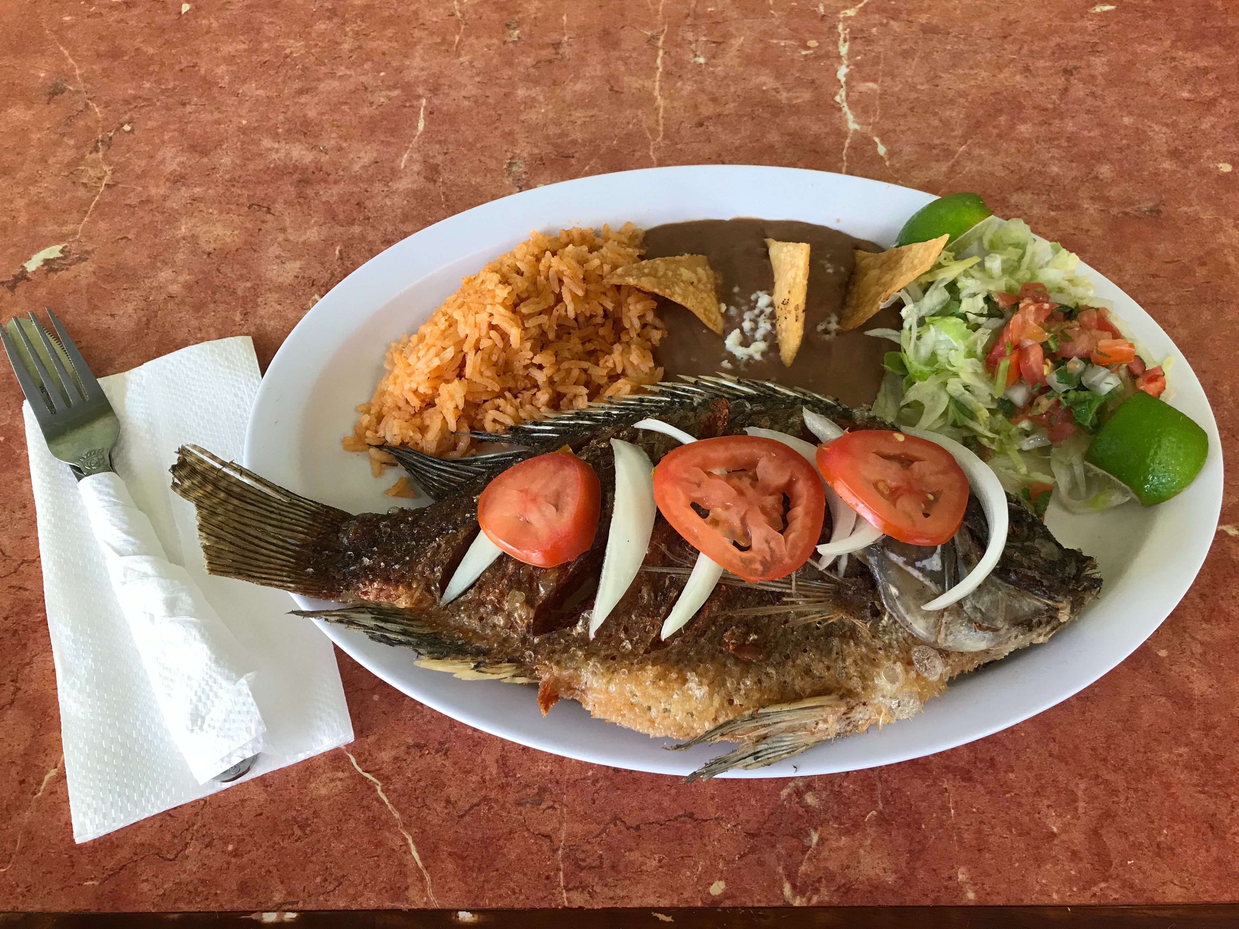 Mojarra Frita Plate