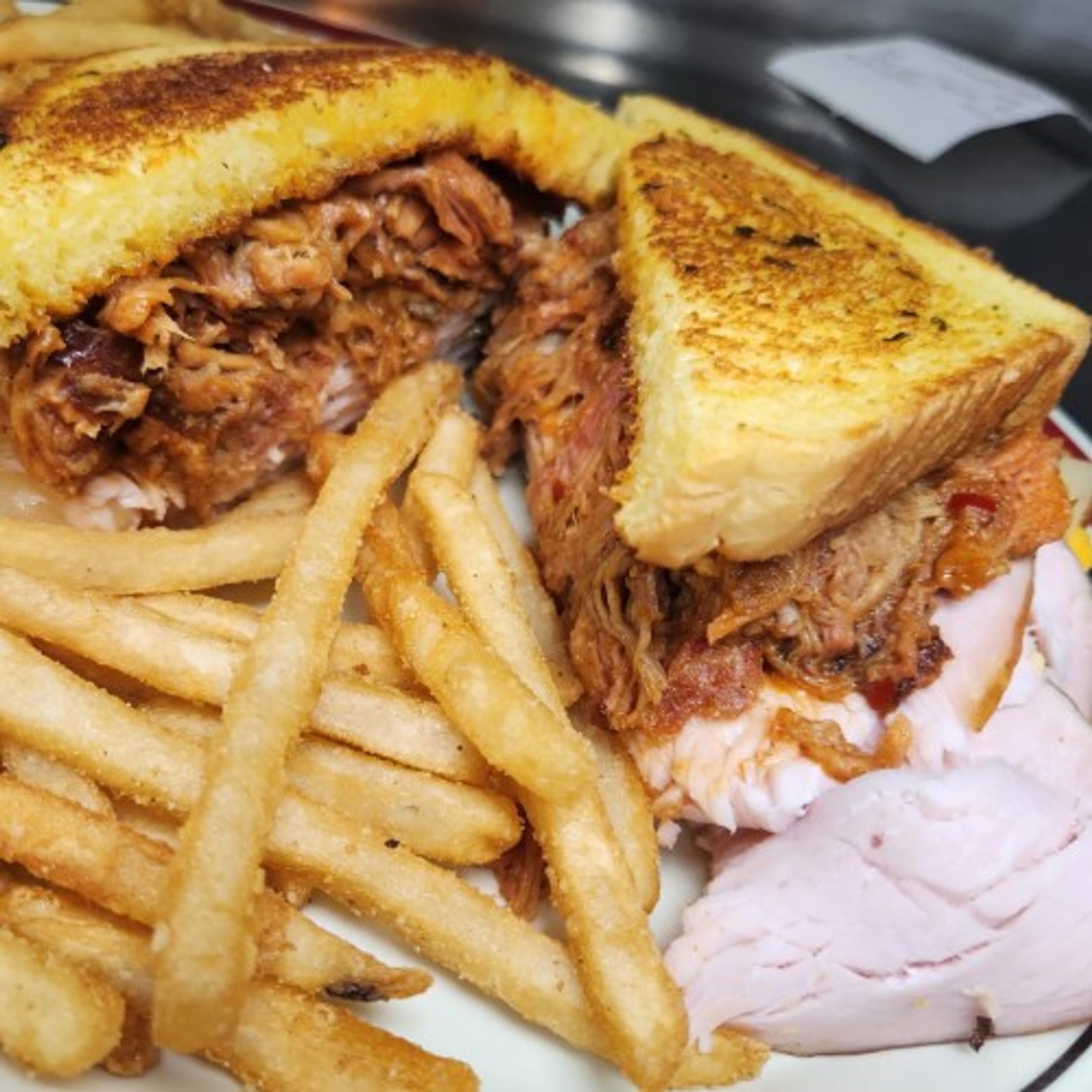 Fly'n Pig Sandwich