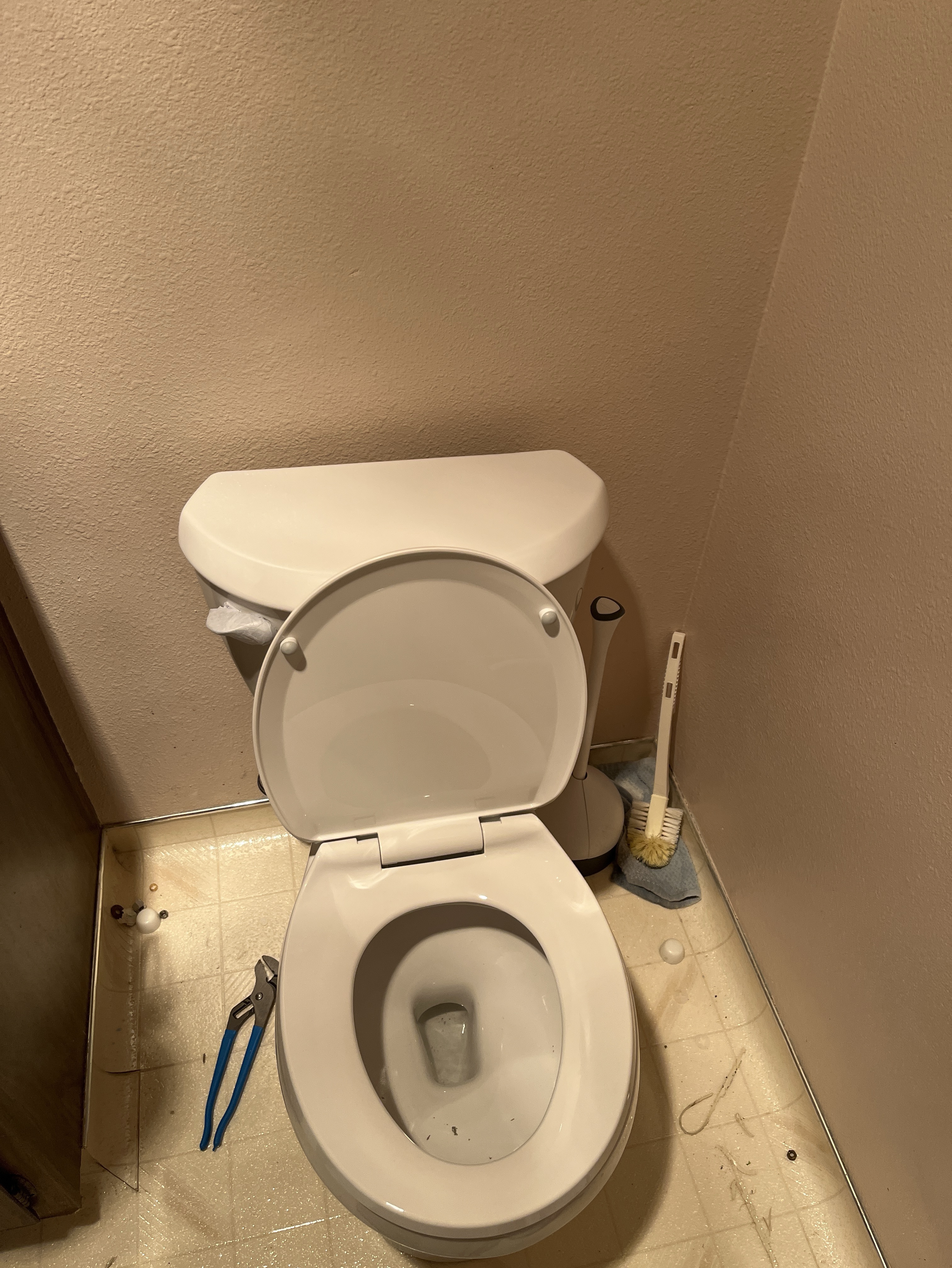 Commando Plumbing Image