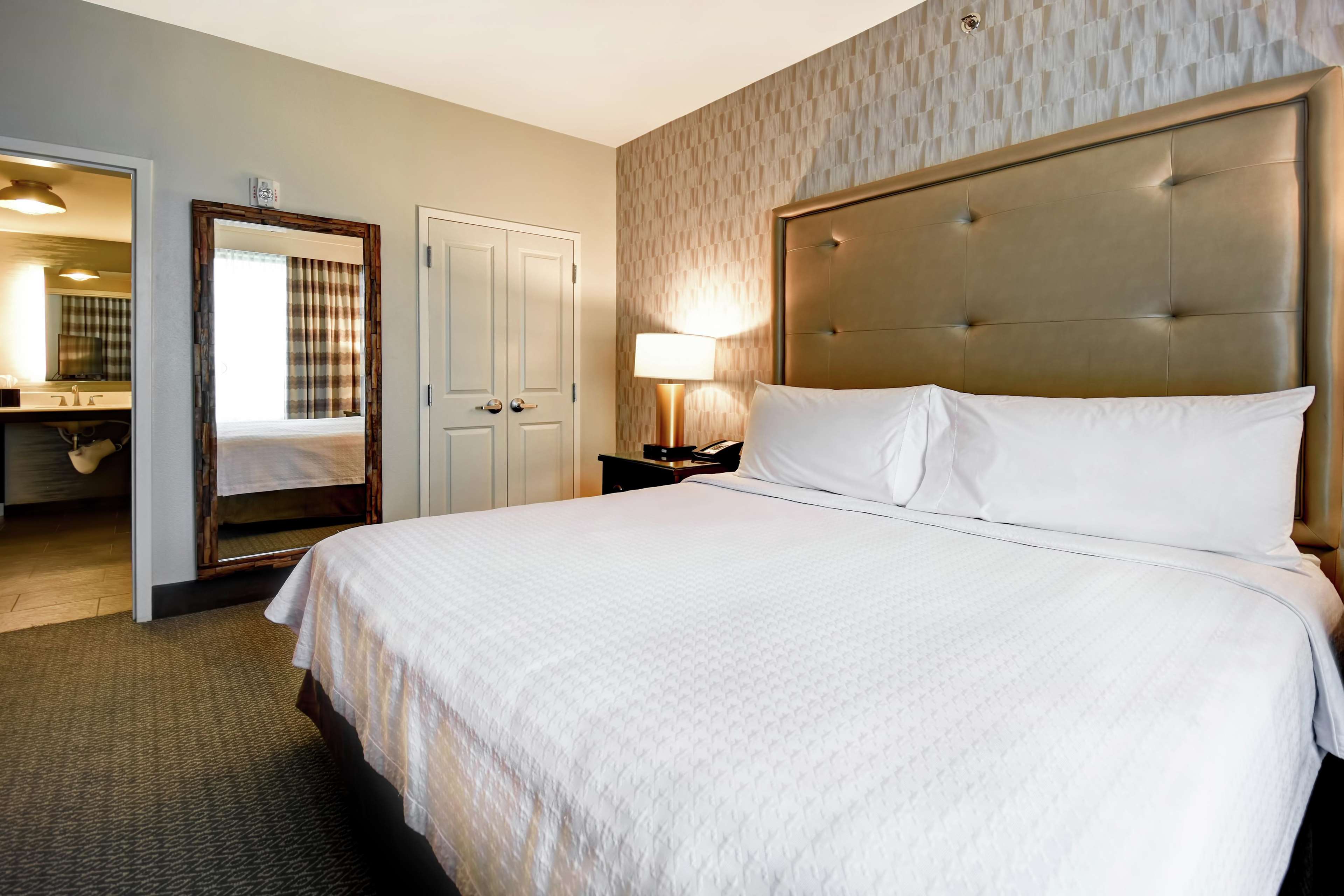 Homewood Suites by Hilton Dallas/Arlington South Photo