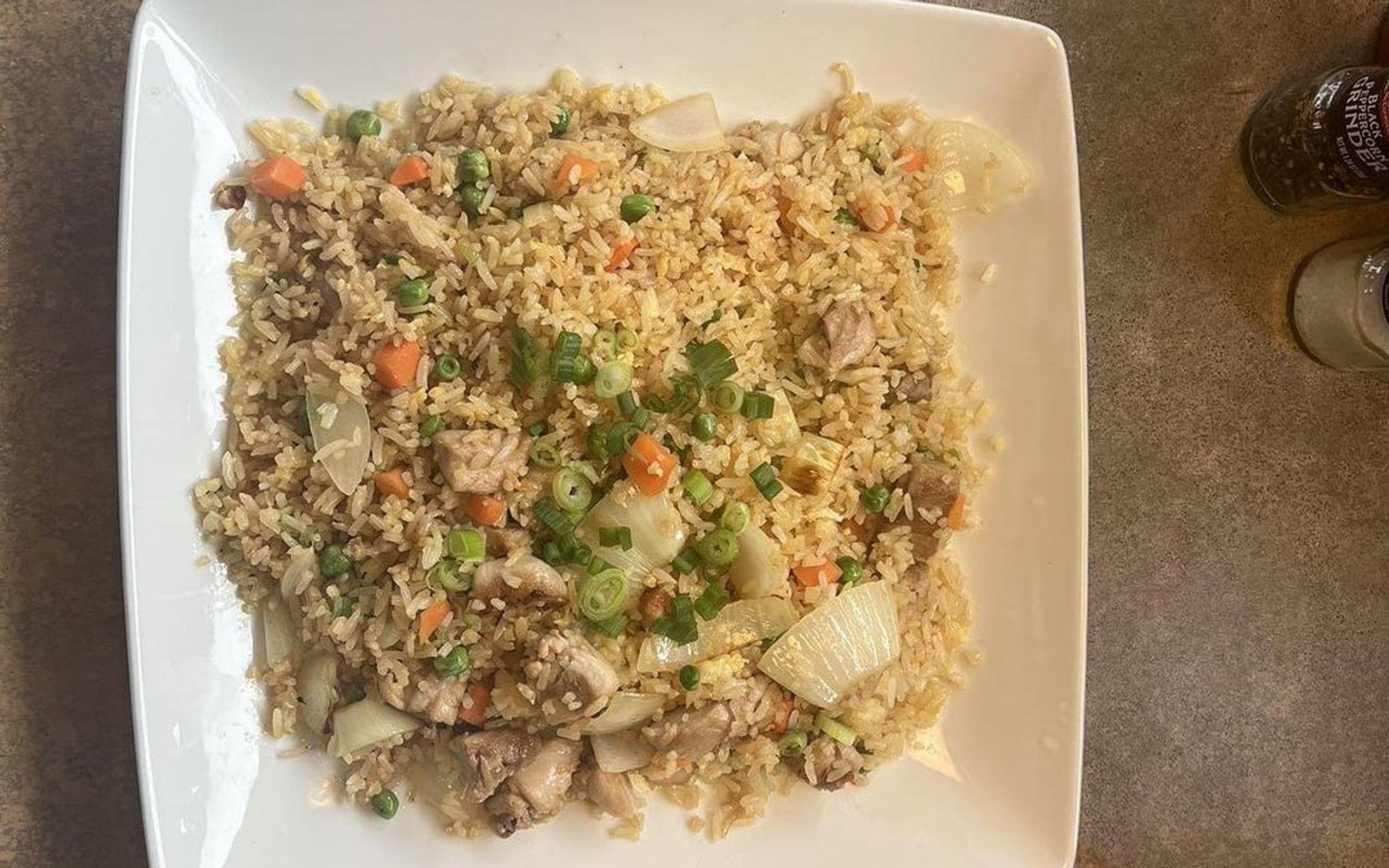 C4- Com Chien Ga (Chicken Fried Rice)
