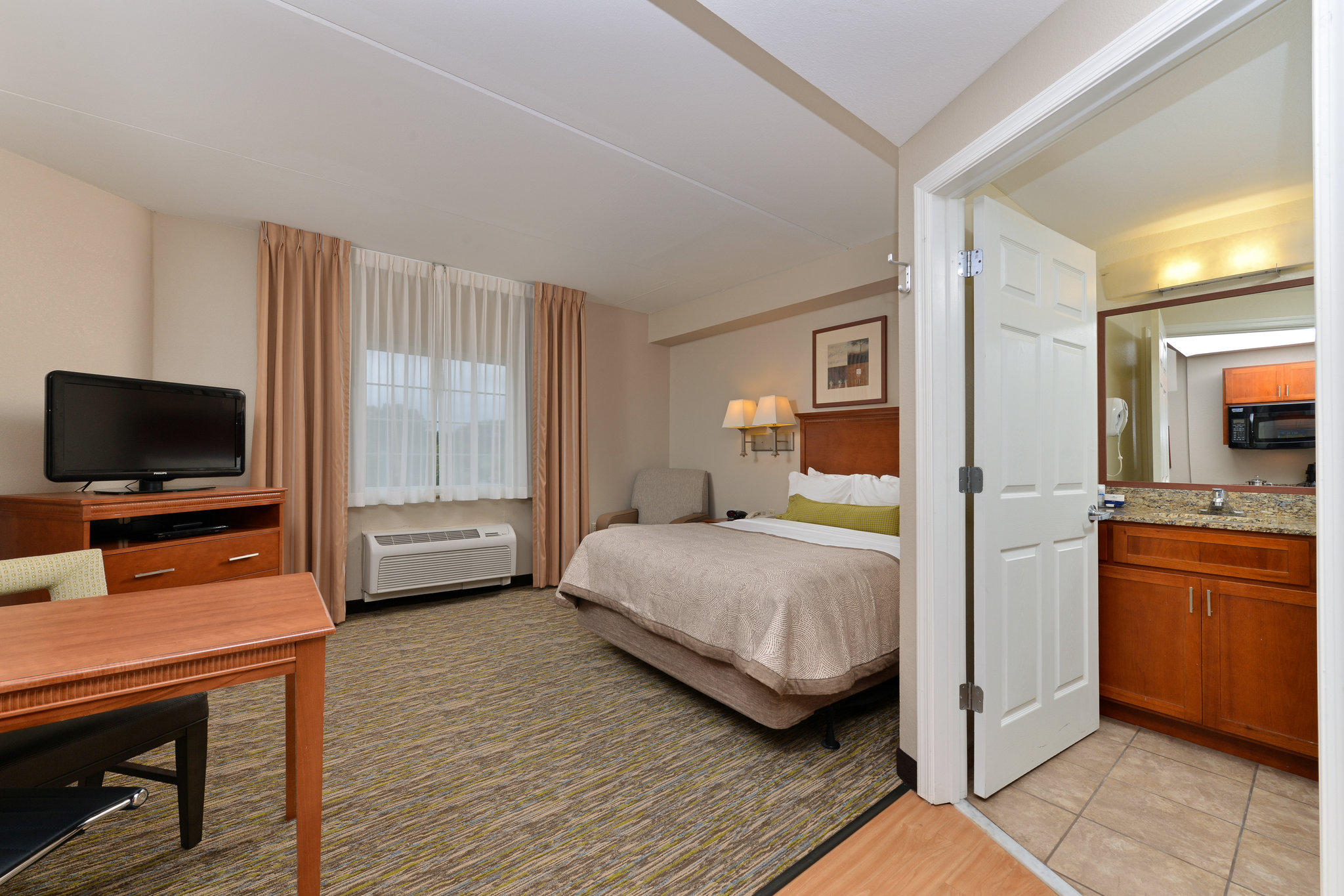 Candlewood Suites Bluffton-Hilton Head Photo