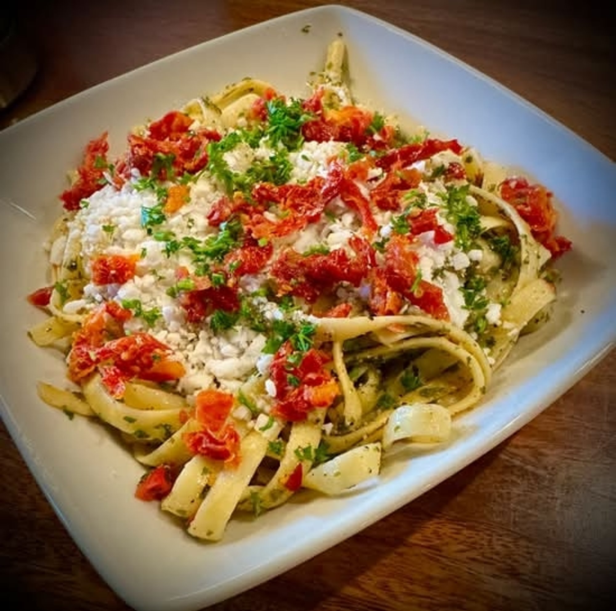 FAMILY Garlic Feta Fettuccine