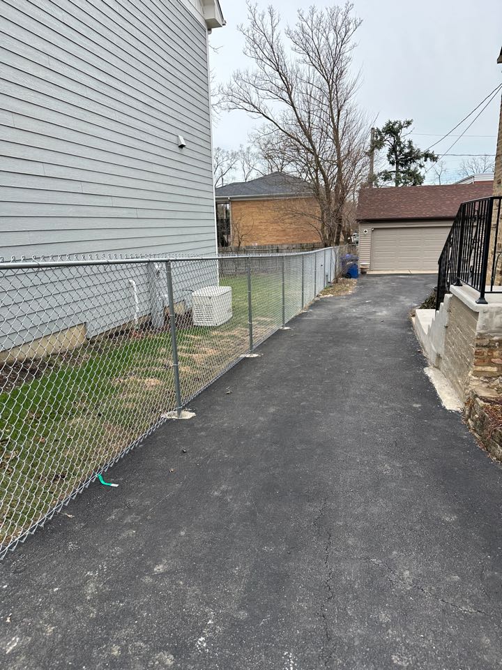 Top Rail Fence Naperville Image