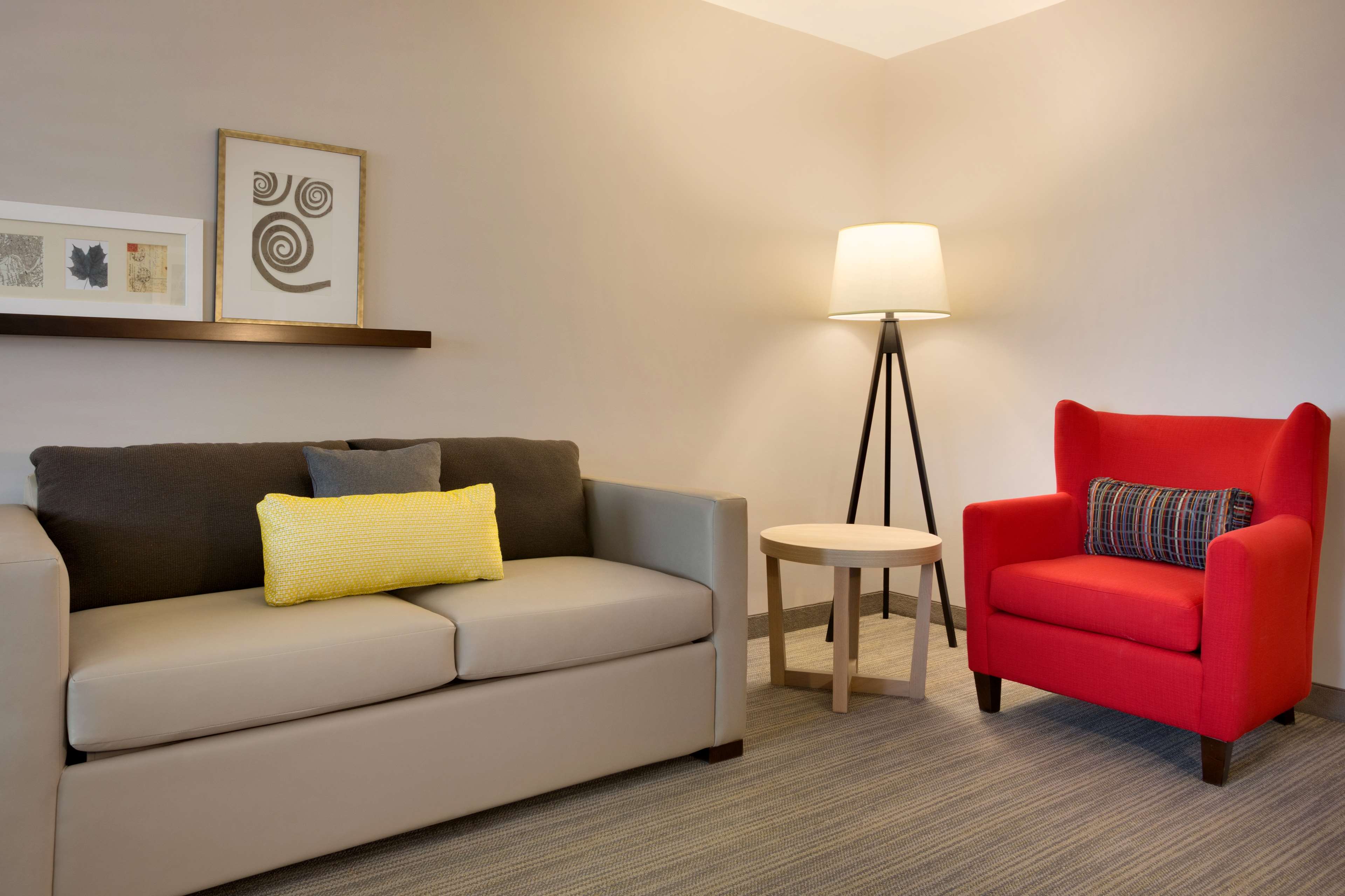 Guest Room - Superior King