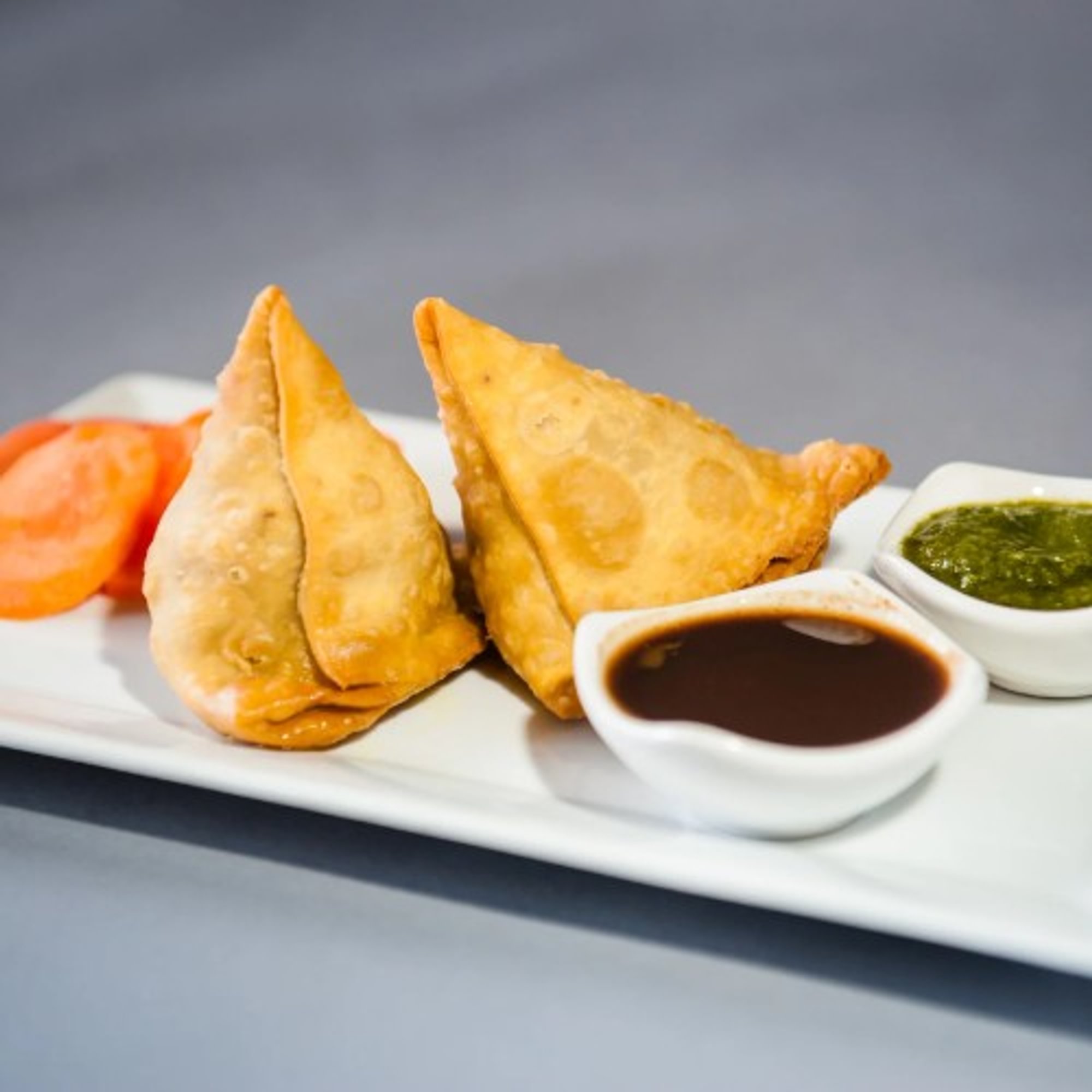 Vegetable Samosa (2 Pieces)