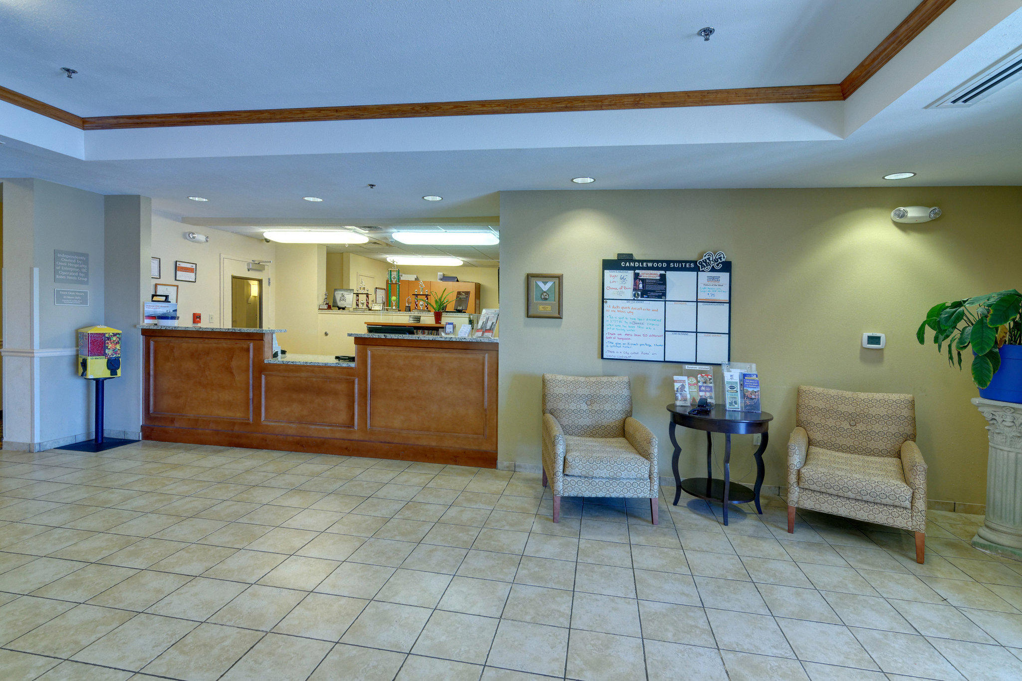 Candlewood Suites Enterprise Photo