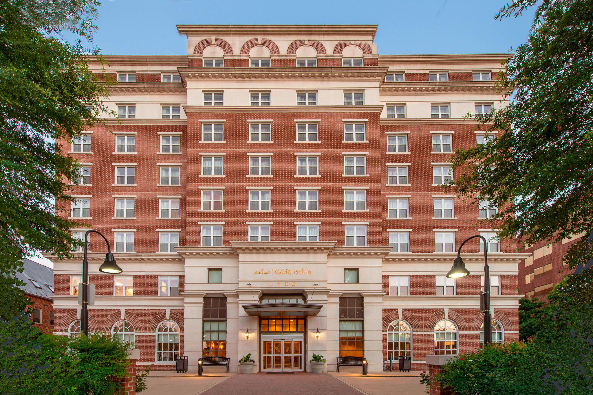 Residence Inn by Marriott Alexandria Old Town/Duke Street Photo