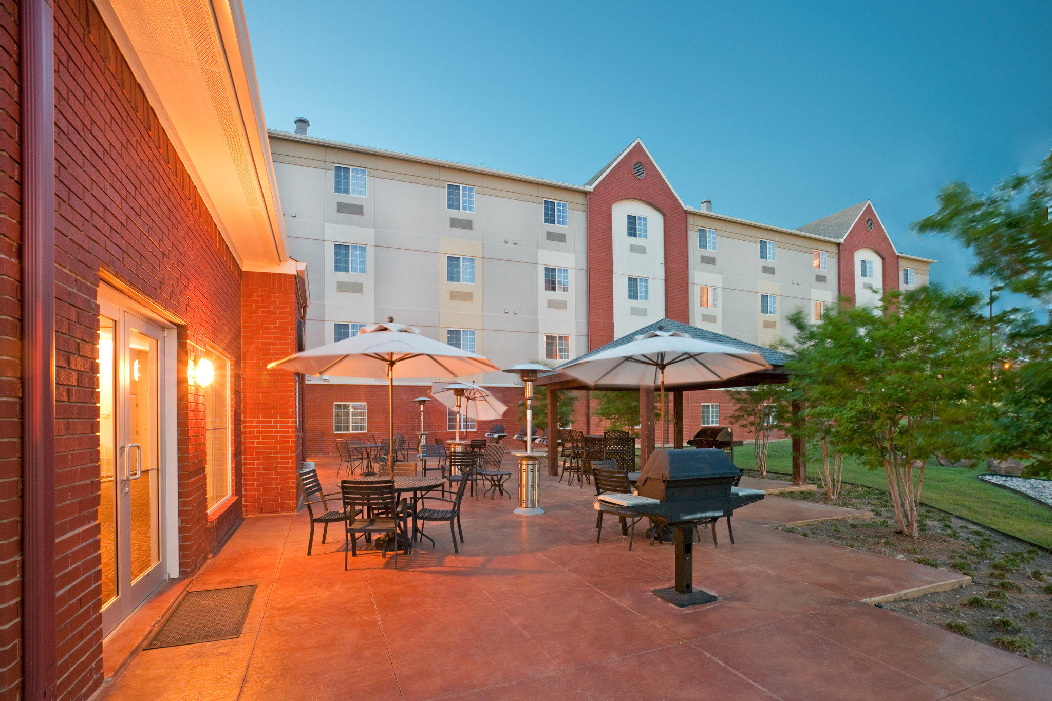 Candlewood Suites DFW South Photo