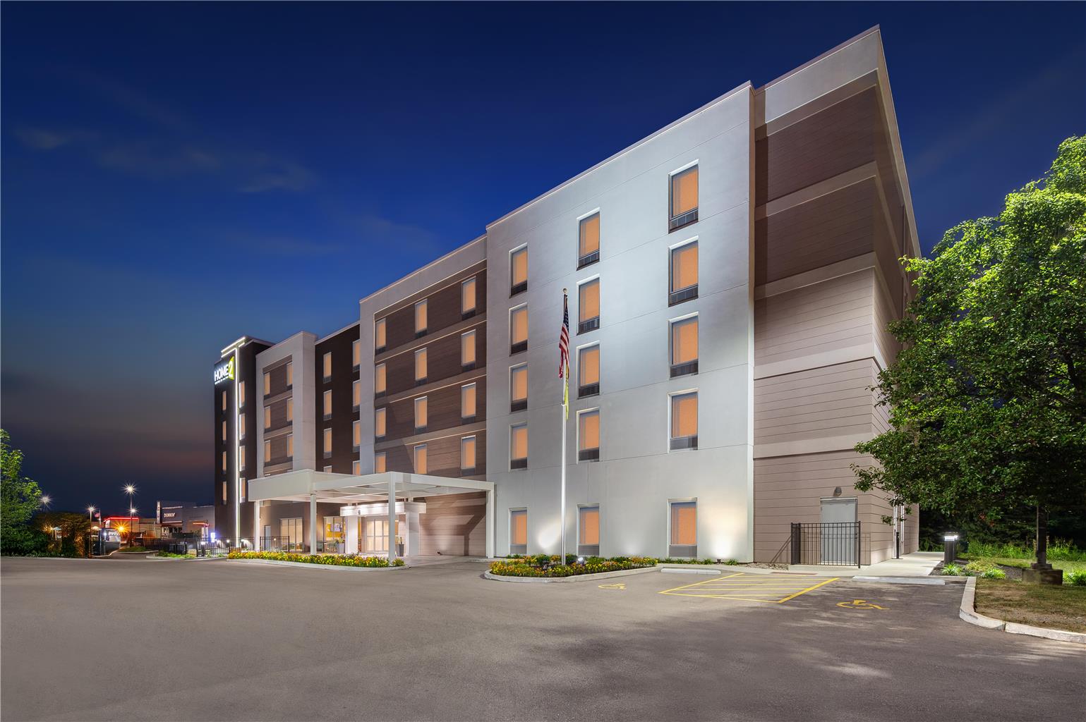 Home2 Suites by Hilton Cincinnati Eastgate Image