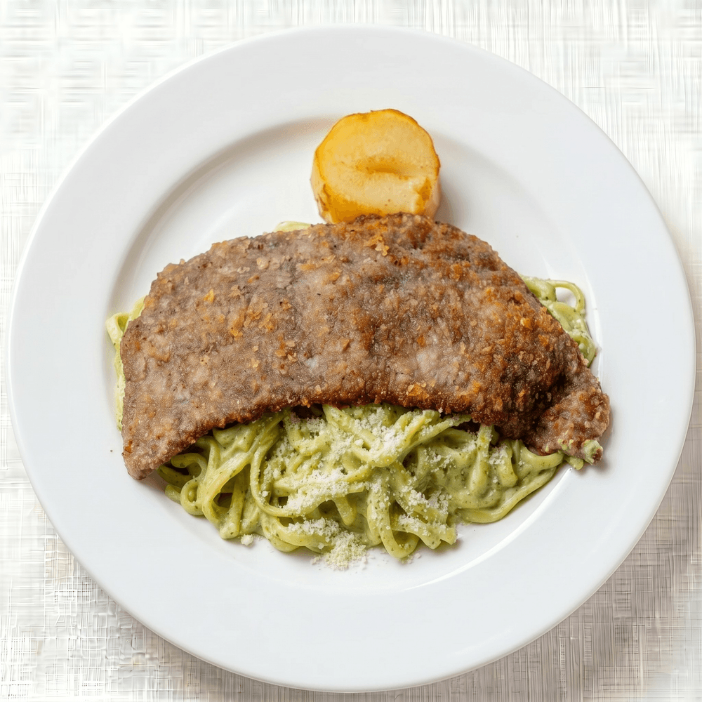 Tallarin Verde Con Bistec Apanado