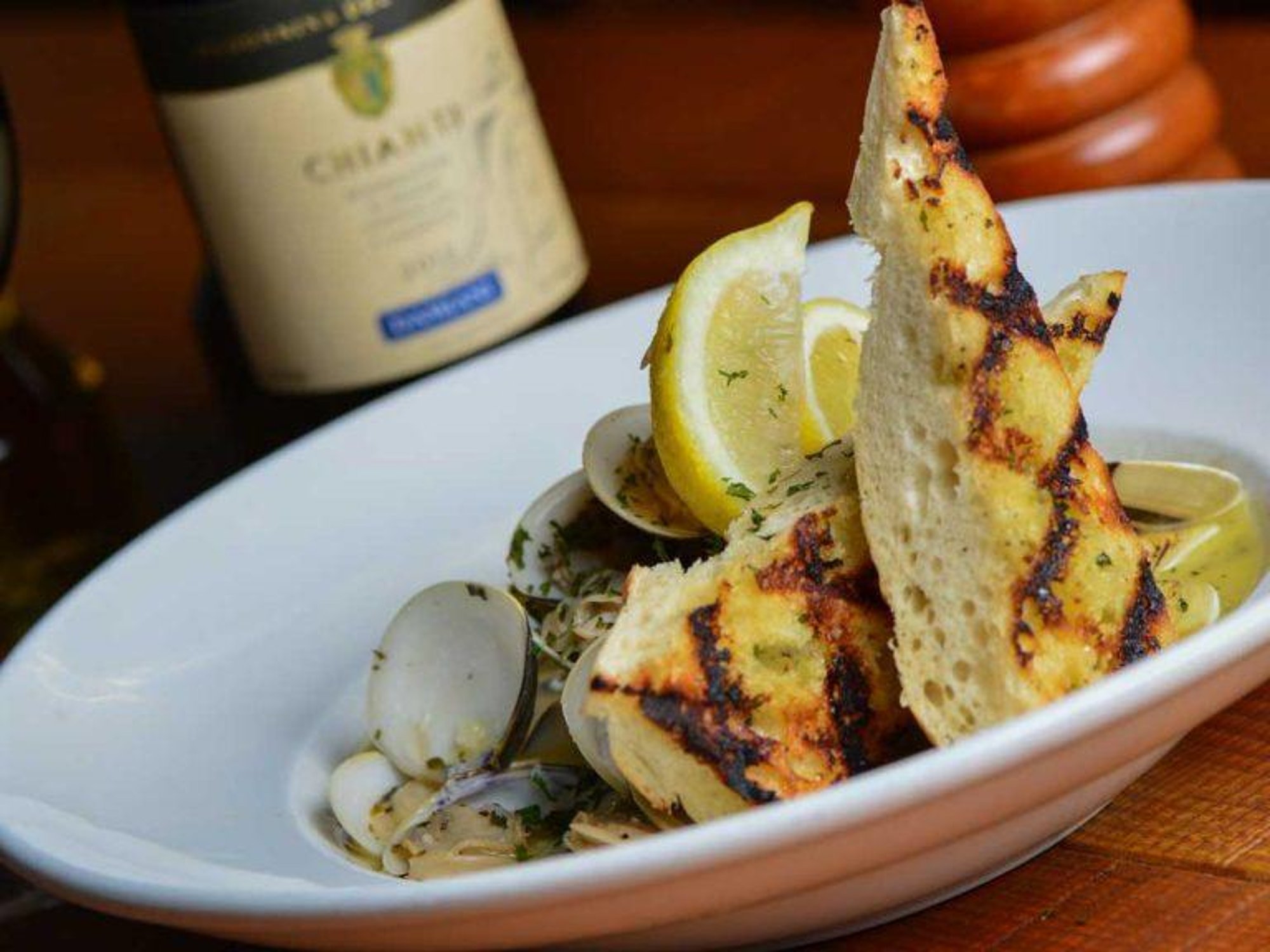 Almejas al Faro (Lighthouse Clams)