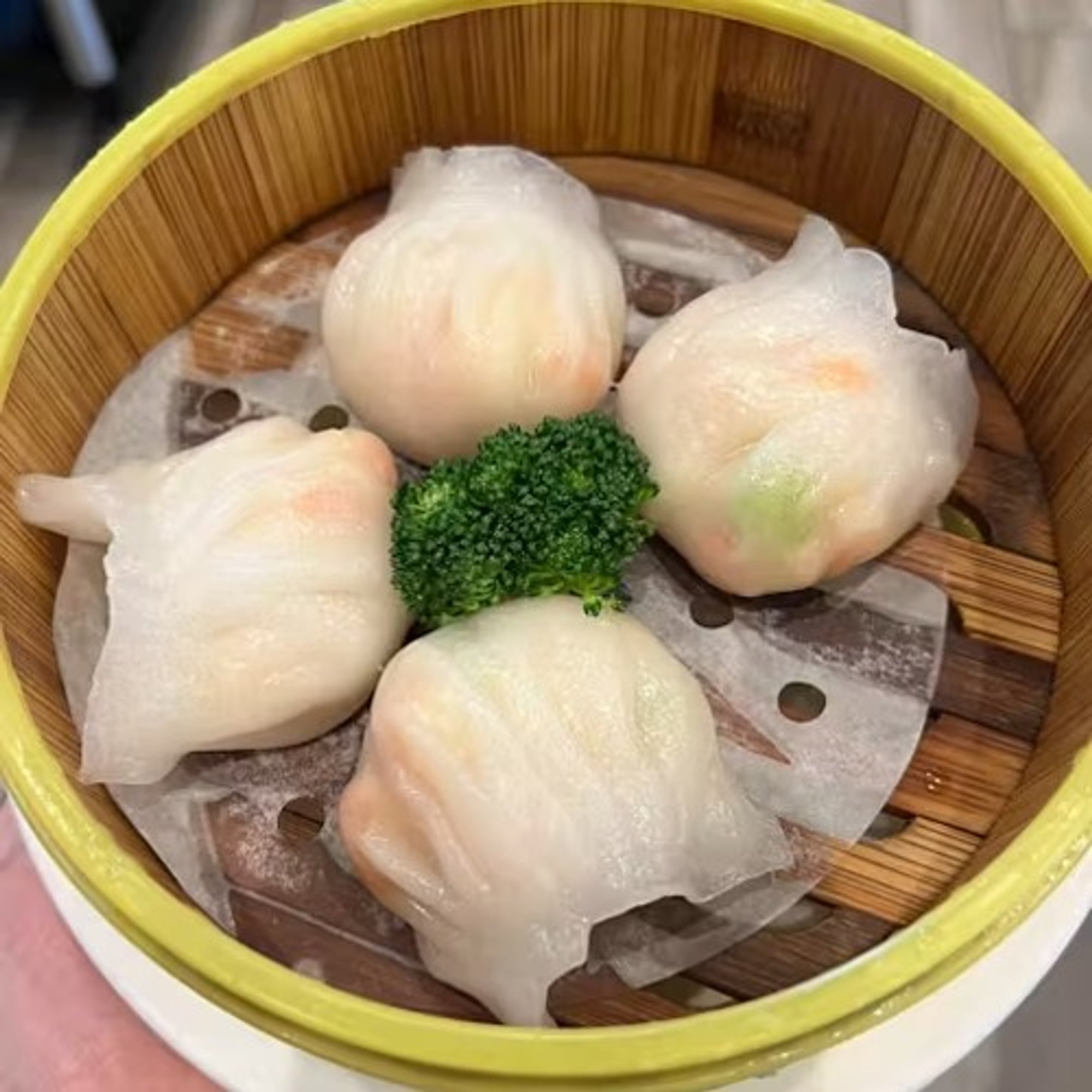Shrimp Dumpling 德群蝦餃皇