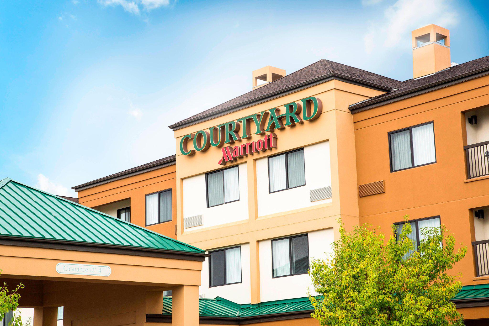 Courtyard by Marriott Colorado Springs South Photo