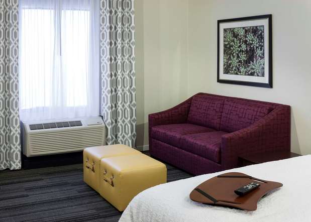 Images Hampton Inn & Suites Phoenix North/Happy Valley