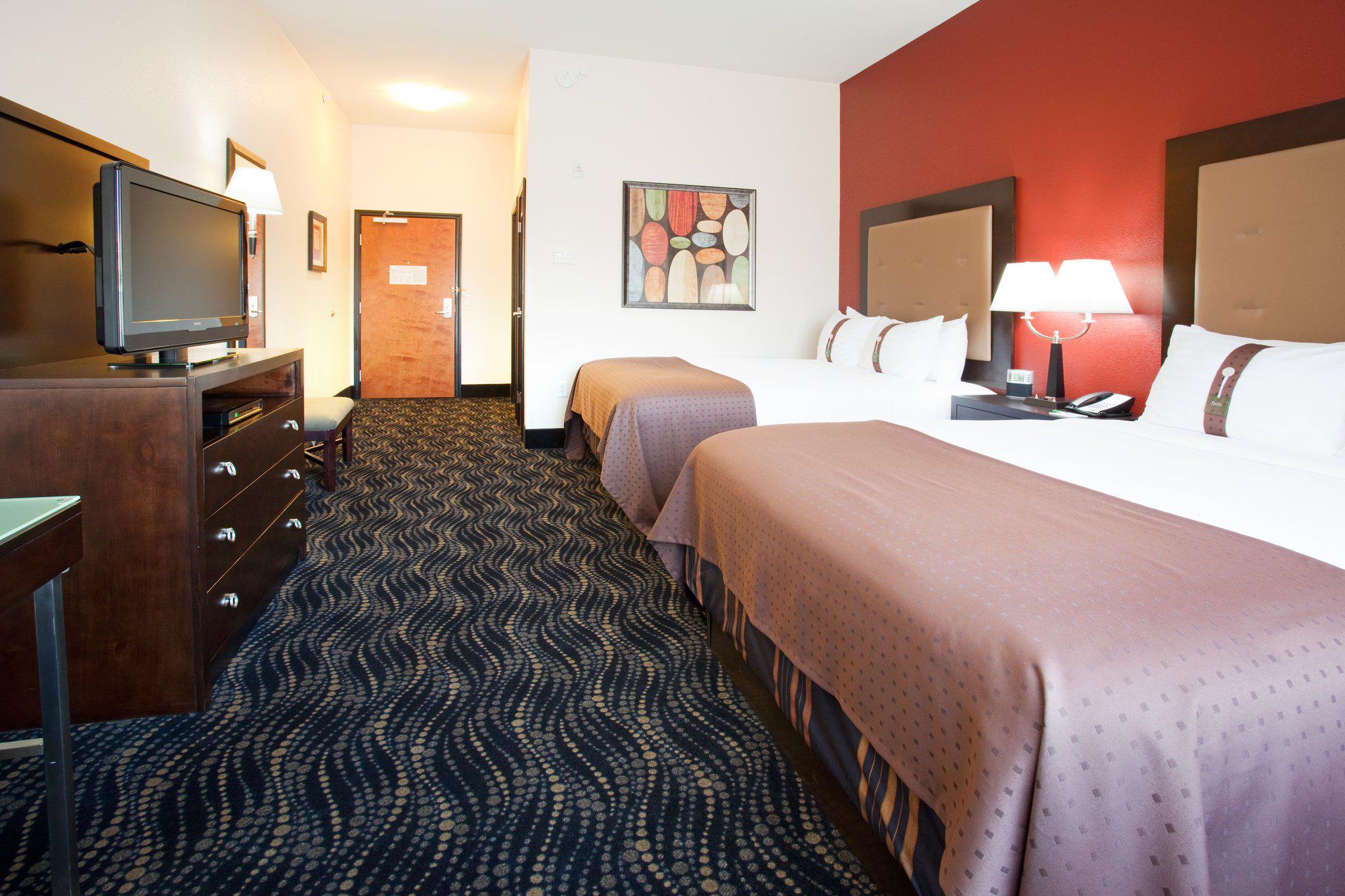 Holiday Inn & Suites Grand Junction-Airport Photo