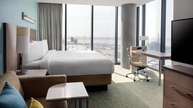 Images SpringHill Suites by Marriott San Diego Downtown/Bayfront