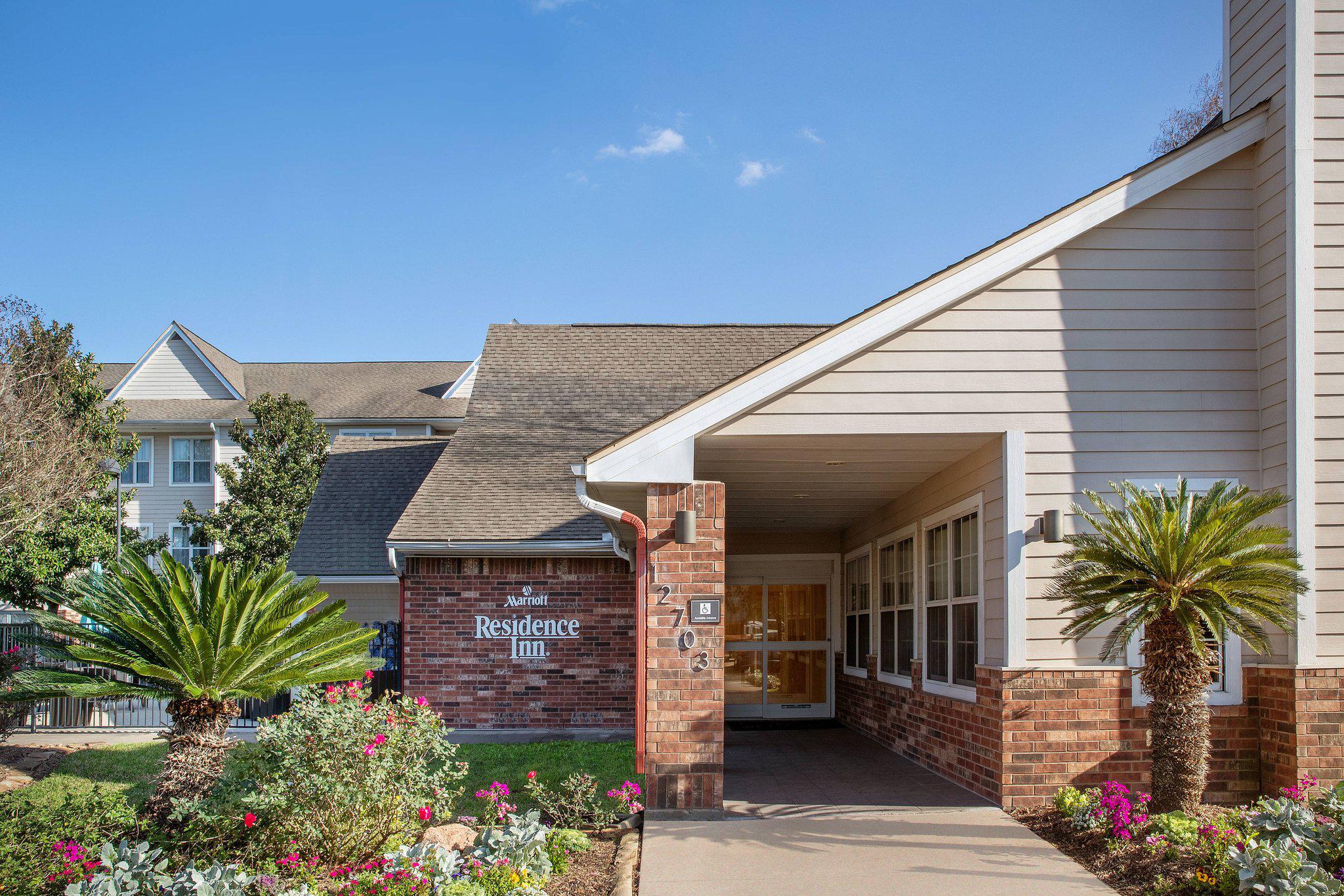 Residence Inn by Marriott Houston Sugar Land/Stafford Photo