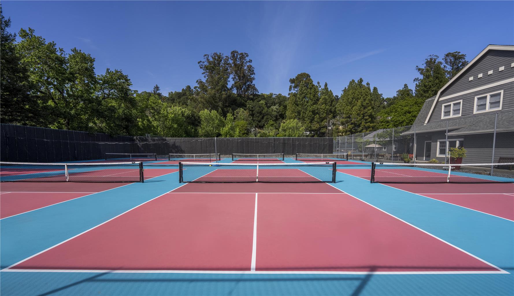 Flamingo Resort and Spa Santa Rosa Sonoma, Tapestry by Hilton Image