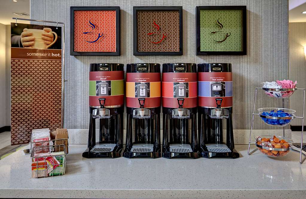 Hampton Inn & Suites Ada Image