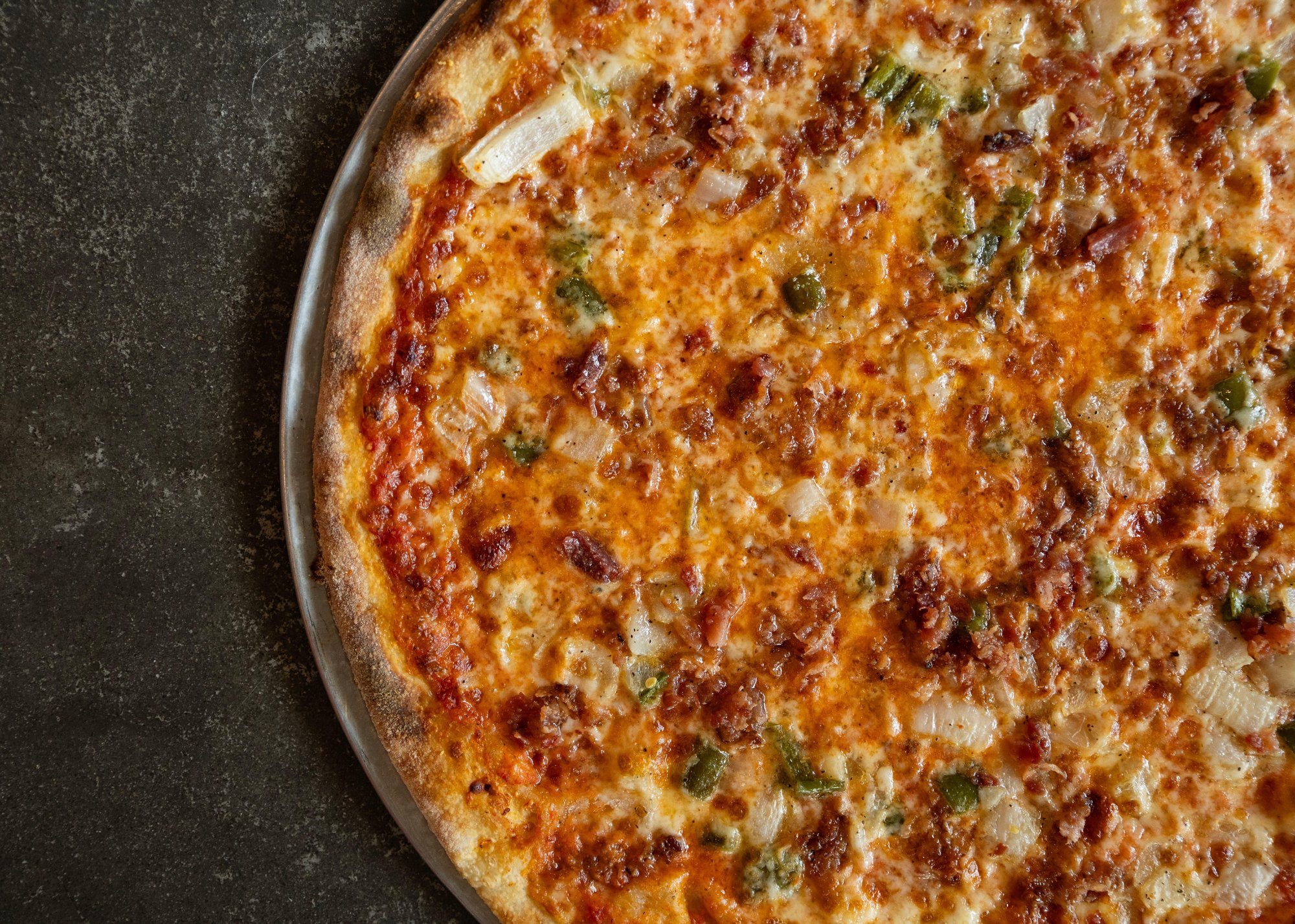 Bacon, Onion, & Jalapeño Pizza (16")