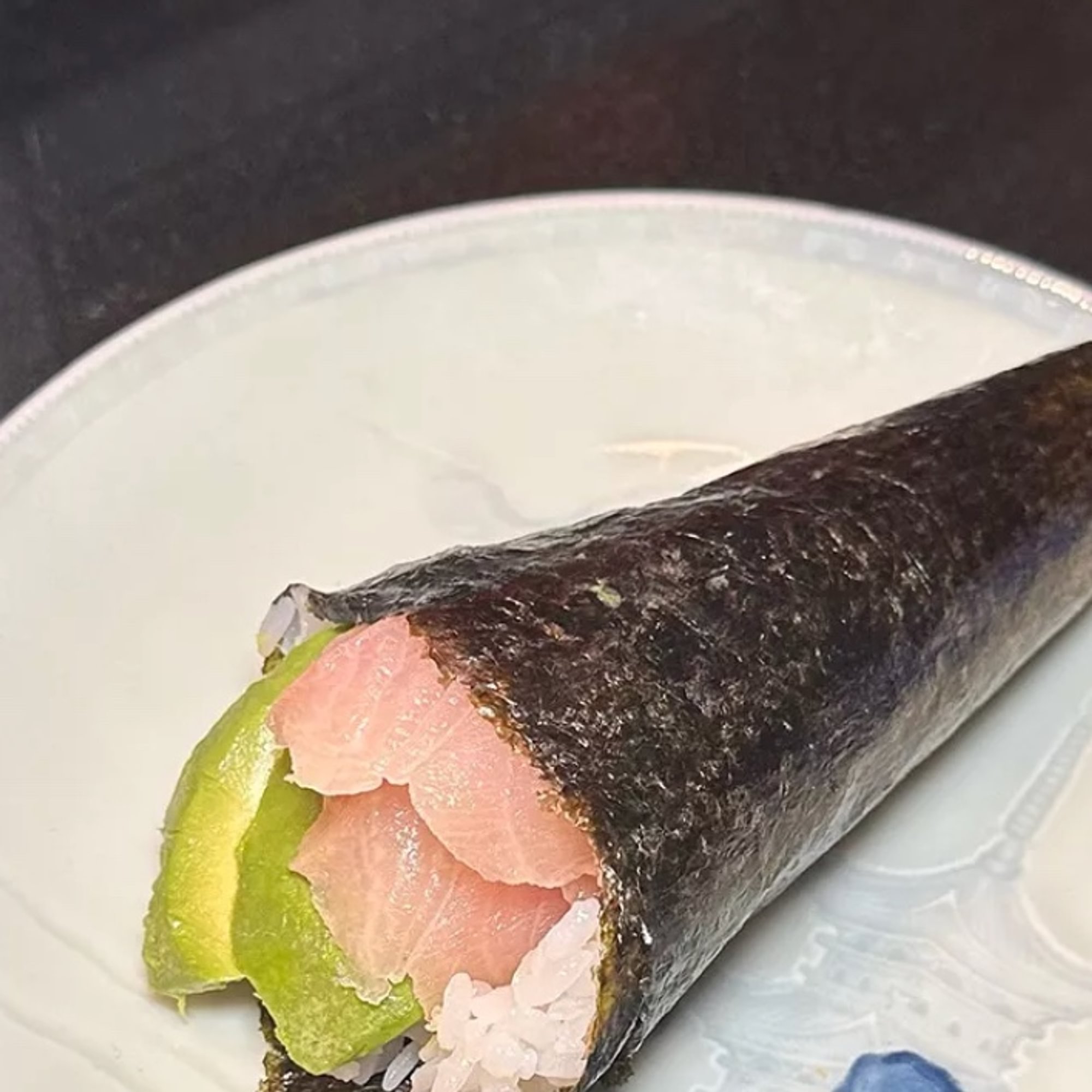 Hamachi Hand Roll