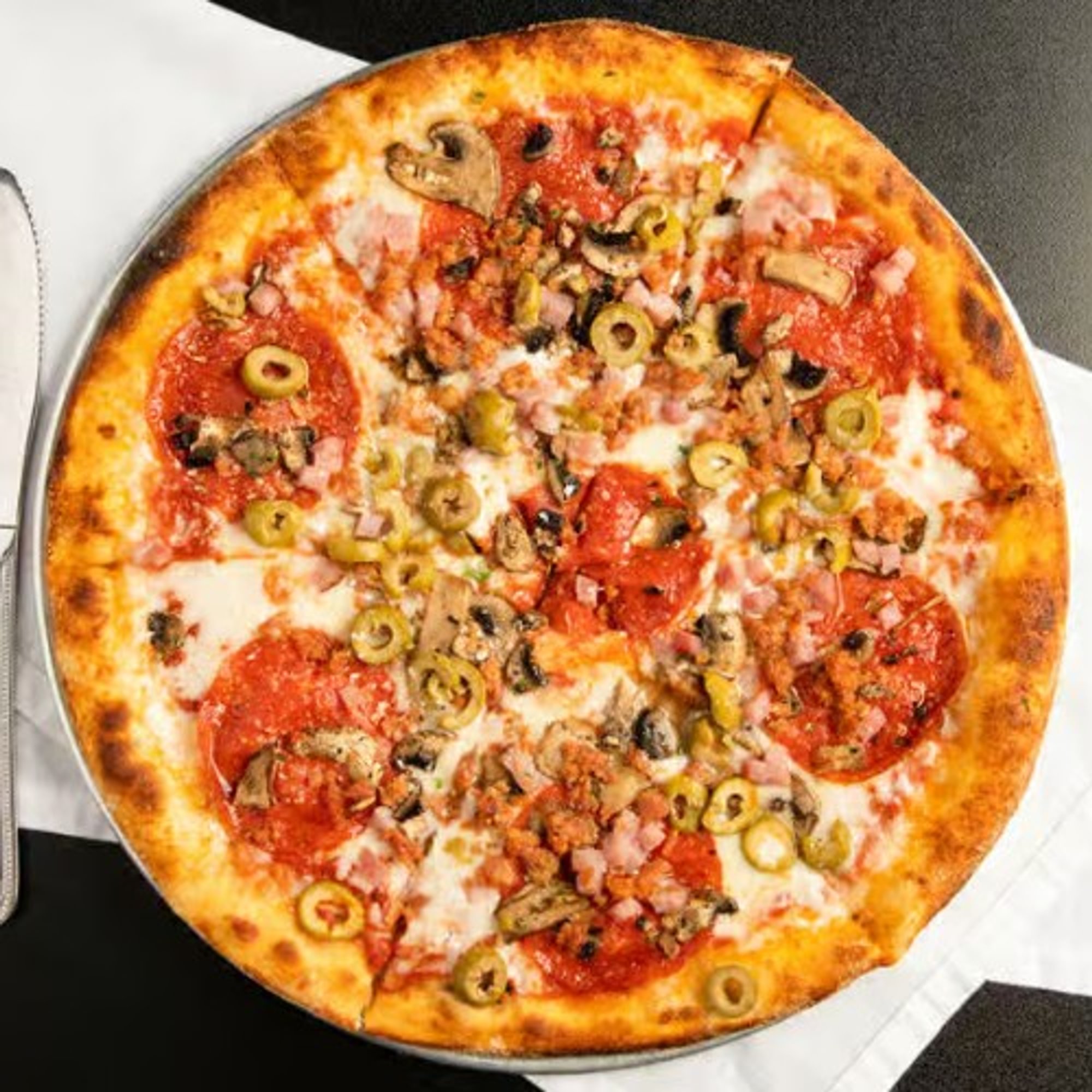 The Brooklyn Pizza (House Combo)